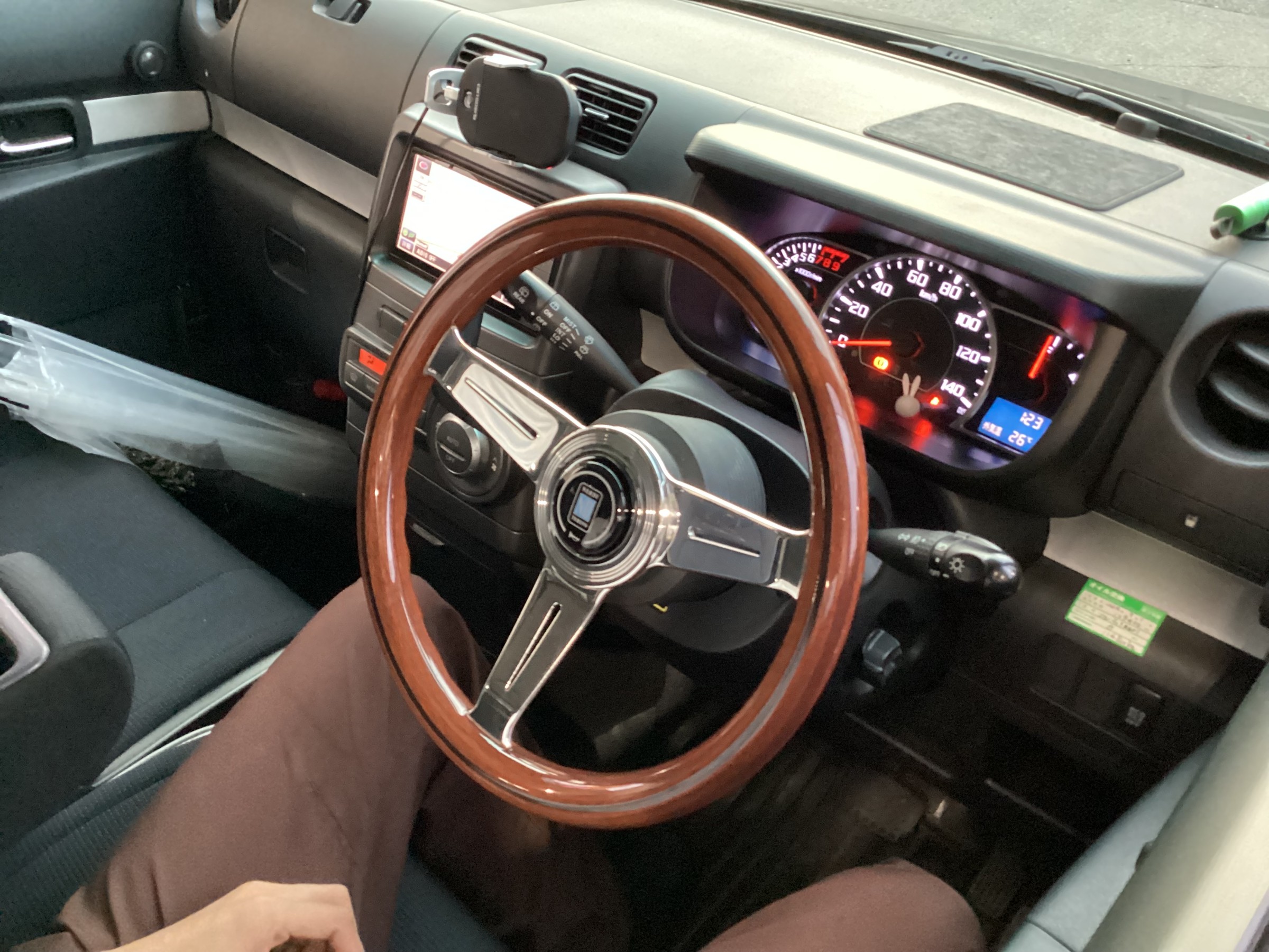 NARDI ステアリング 3スポーク (傷み少ない) NARDI ステアリング 3スポーク (傷み少ない) - メルカリ