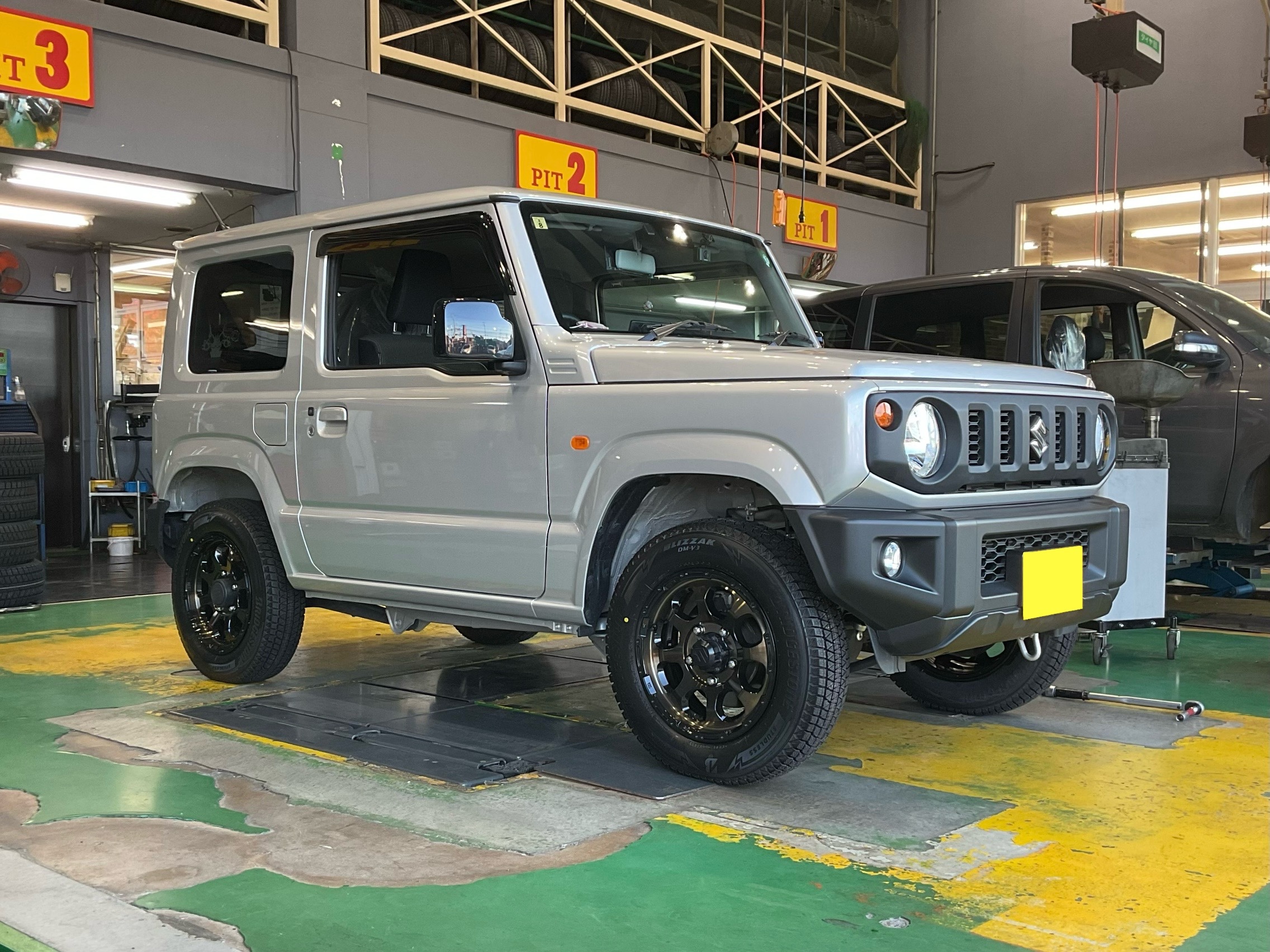 やすゆき　ジムニー　ホイール　② スズキ ジムニー カスタムホイール(ジャングルグリーン)【08-SP1