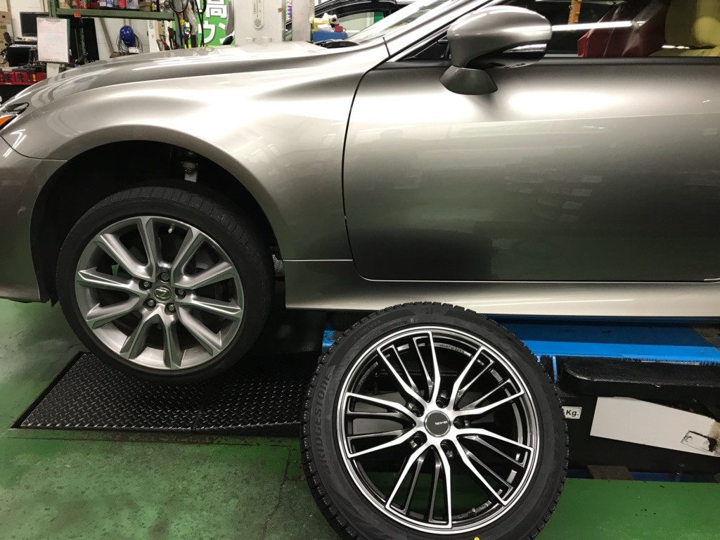 国際ブランド スタッドレス レクサスRC300h純正 ブリヂストン