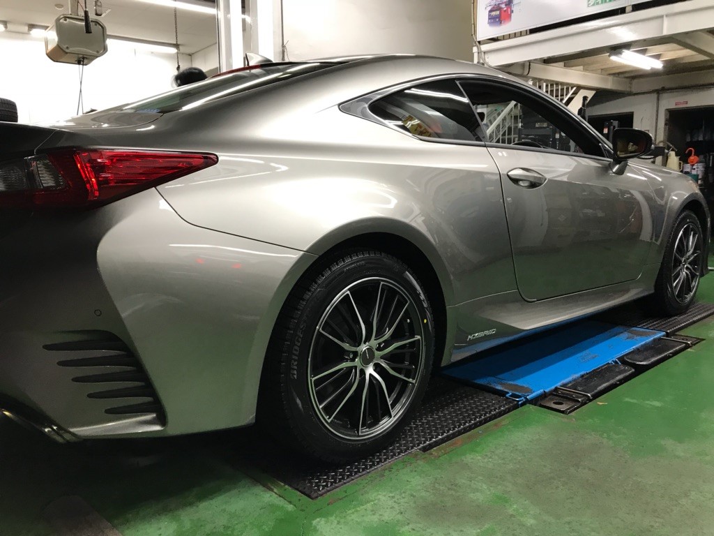 国際ブランド スタッドレス レクサスRC300h純正 ブリヂストン