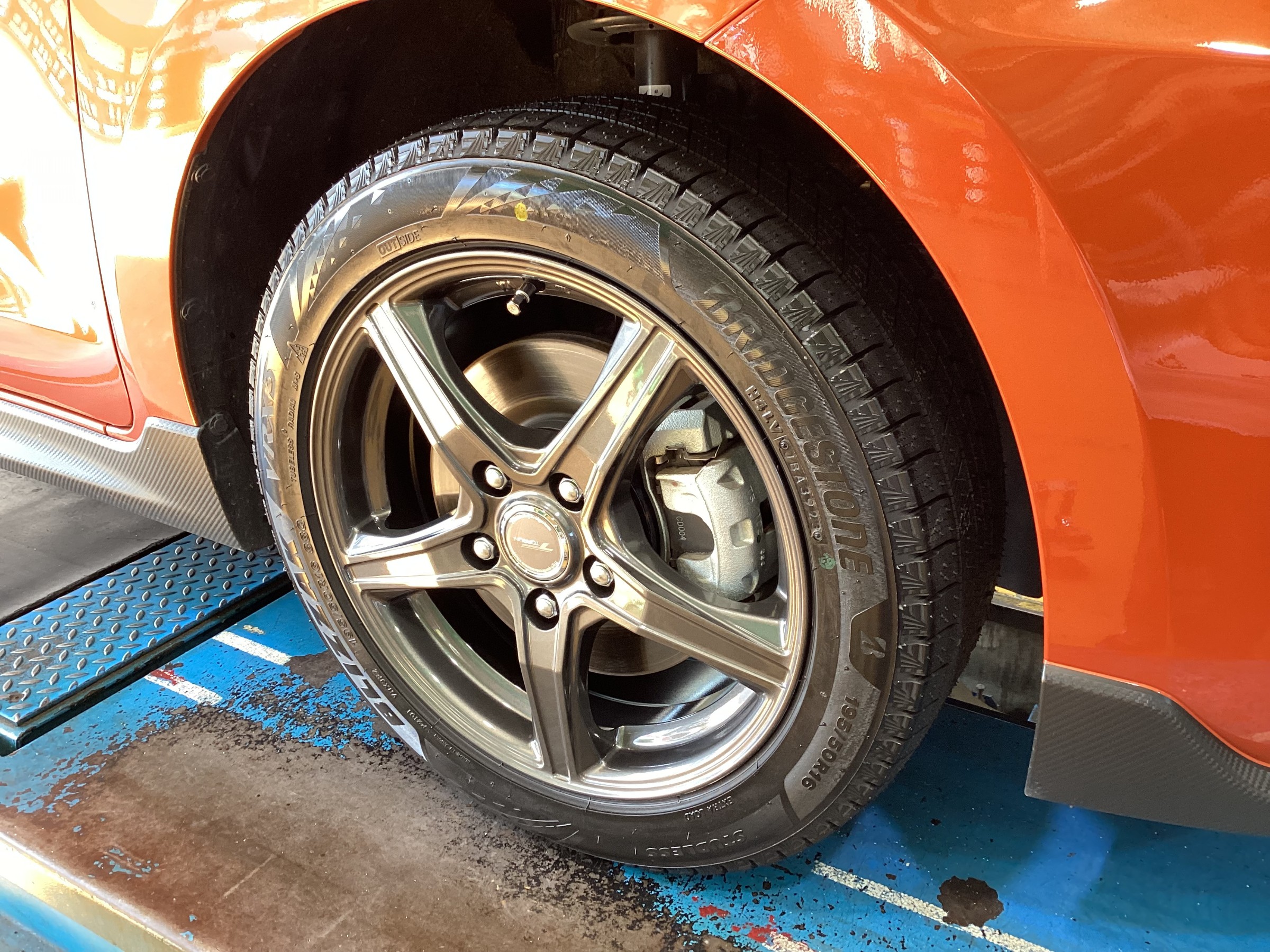スズキ スイフトスポーツ 4BA-ZC33S 新品ホイール 冬タイヤ VRX3