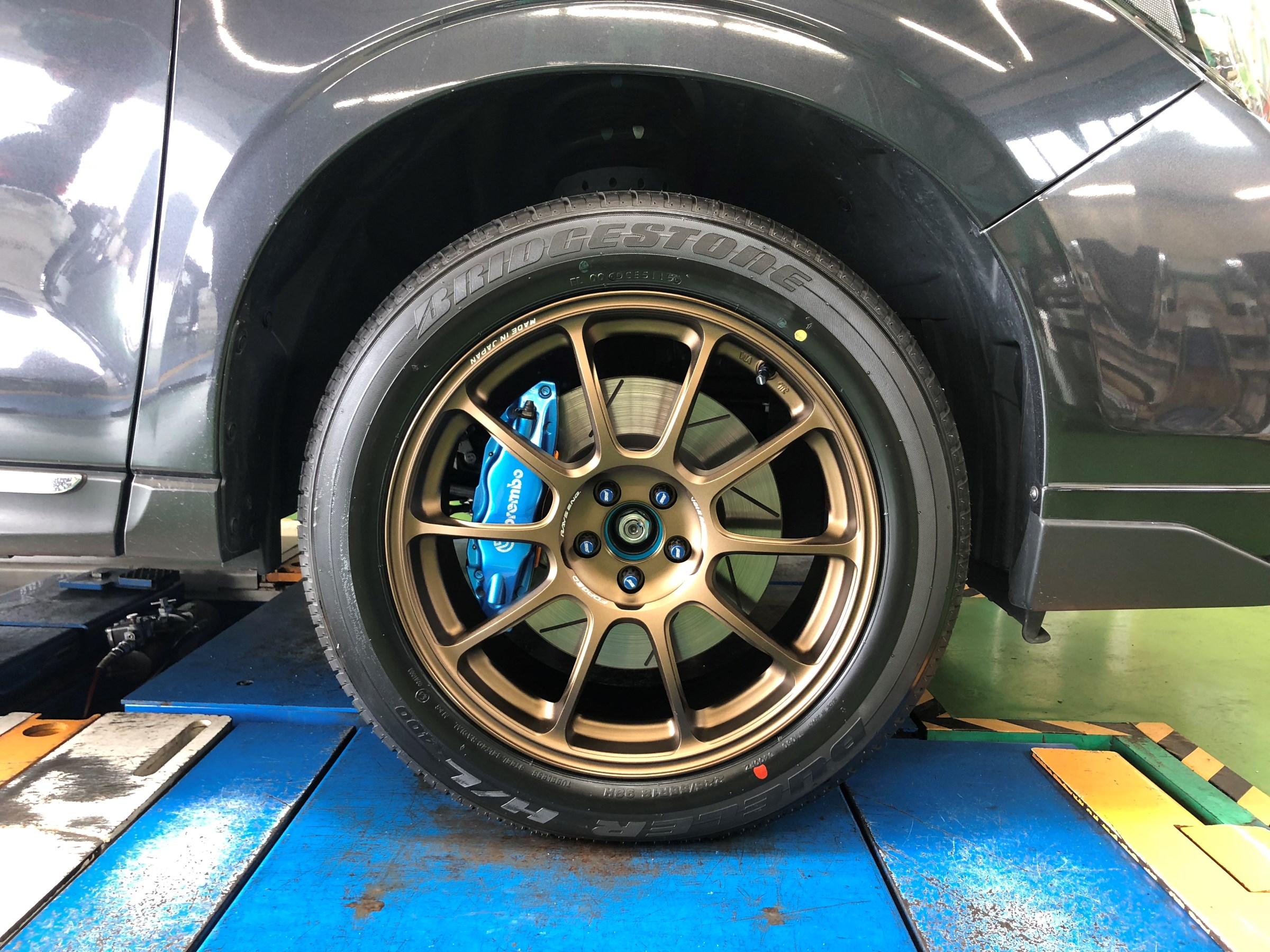 フォレスター（SJG）に RAYS ZE40 装着♪ | 店舗おススメ情報 | タイヤ