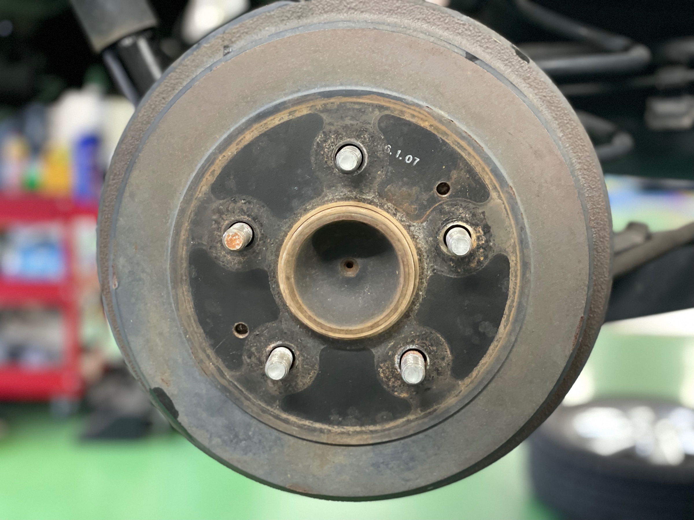 タイヤ館加古川 トヨタ ラッシュ J200E　防錆コーティング