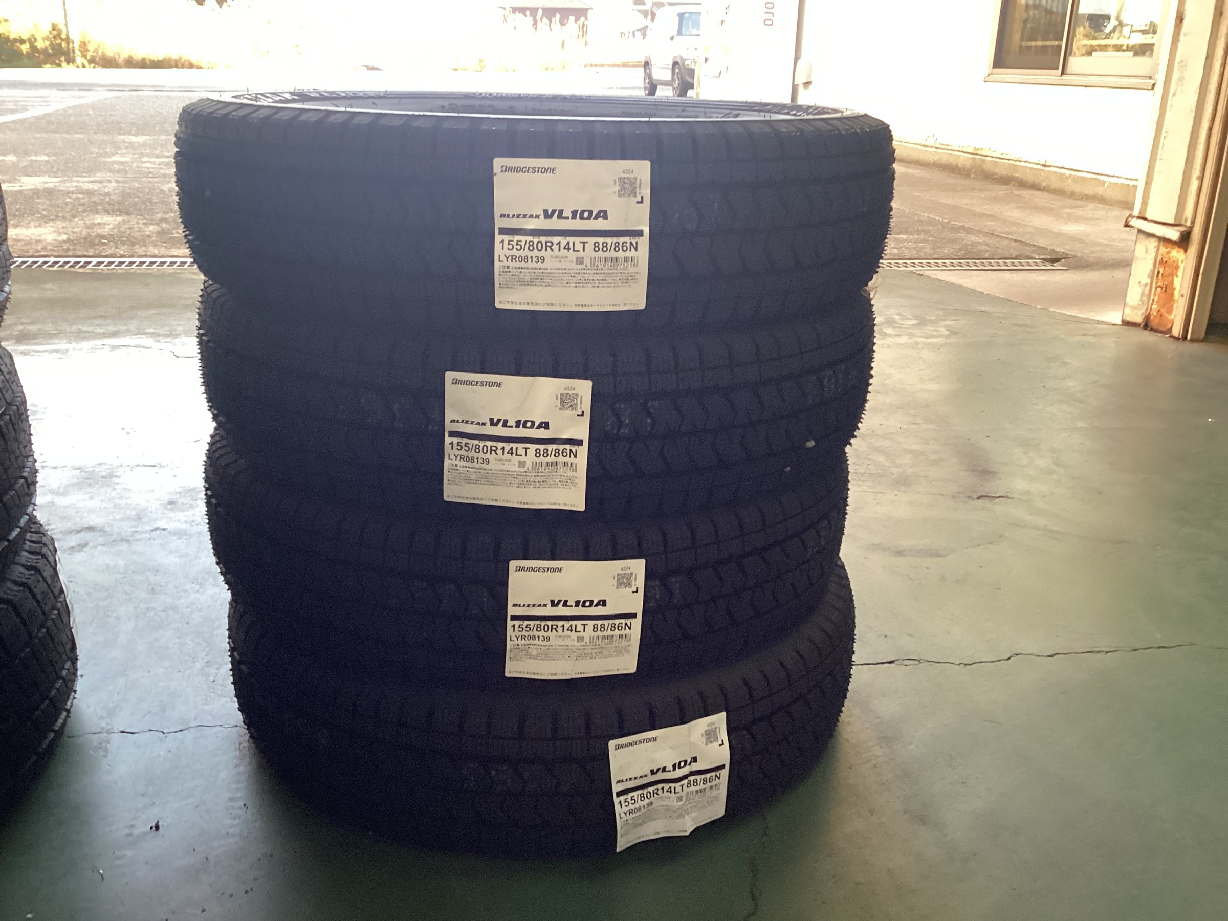 VL10A 155/80R14 88N