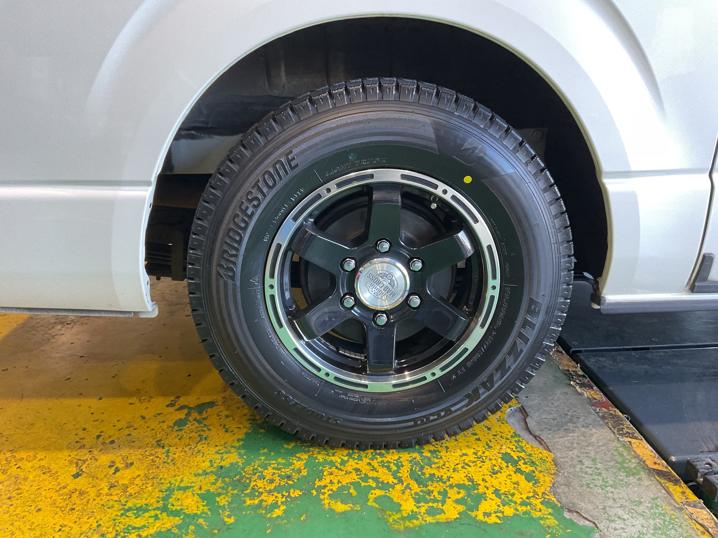 新品】ハイエース200系 スタッドレスタイヤ ホイール4本セット 195/80R15 107/105N ブリヂストン ブリザック VL10 ウェッズ  プロディータ HC【限定】 15インチ : fuji-3828-138846-39294-39294 : フジコーポレーション - 通販 -  Yahoo!ショッピング