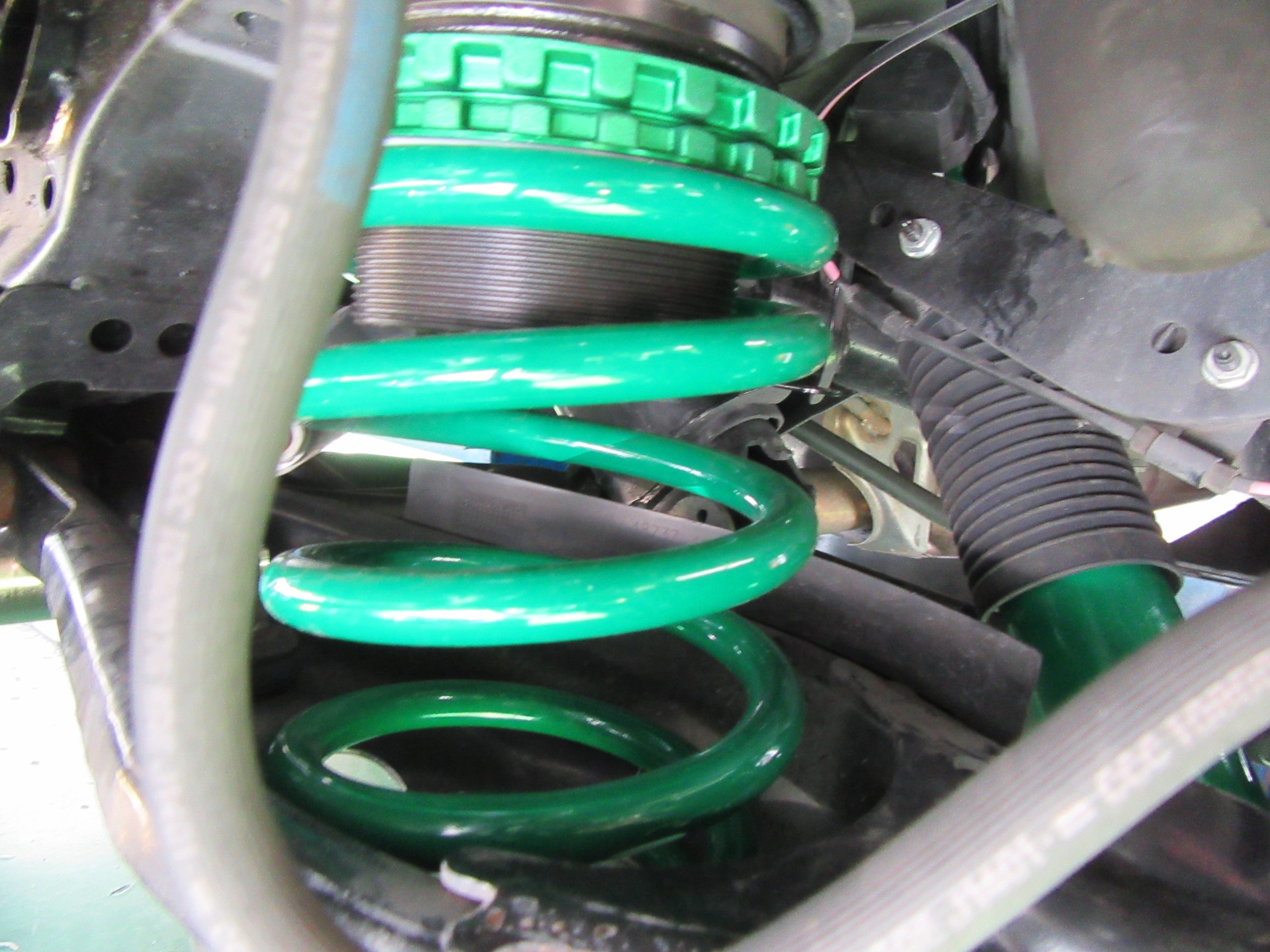 ハリアーG's（60系） TEIN FLEX Z車高調＆EDFCアクティブ取付 | 店舗お