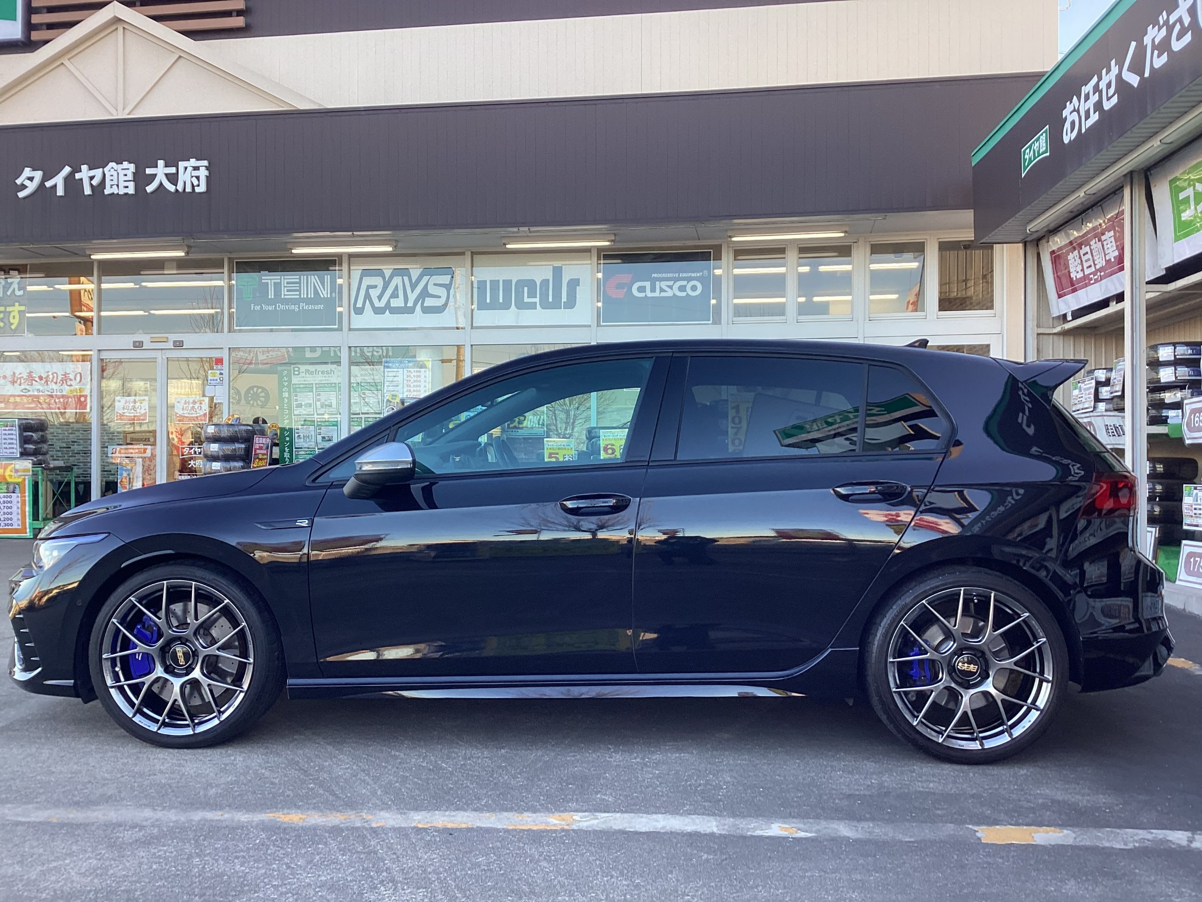 スタッフが撮影