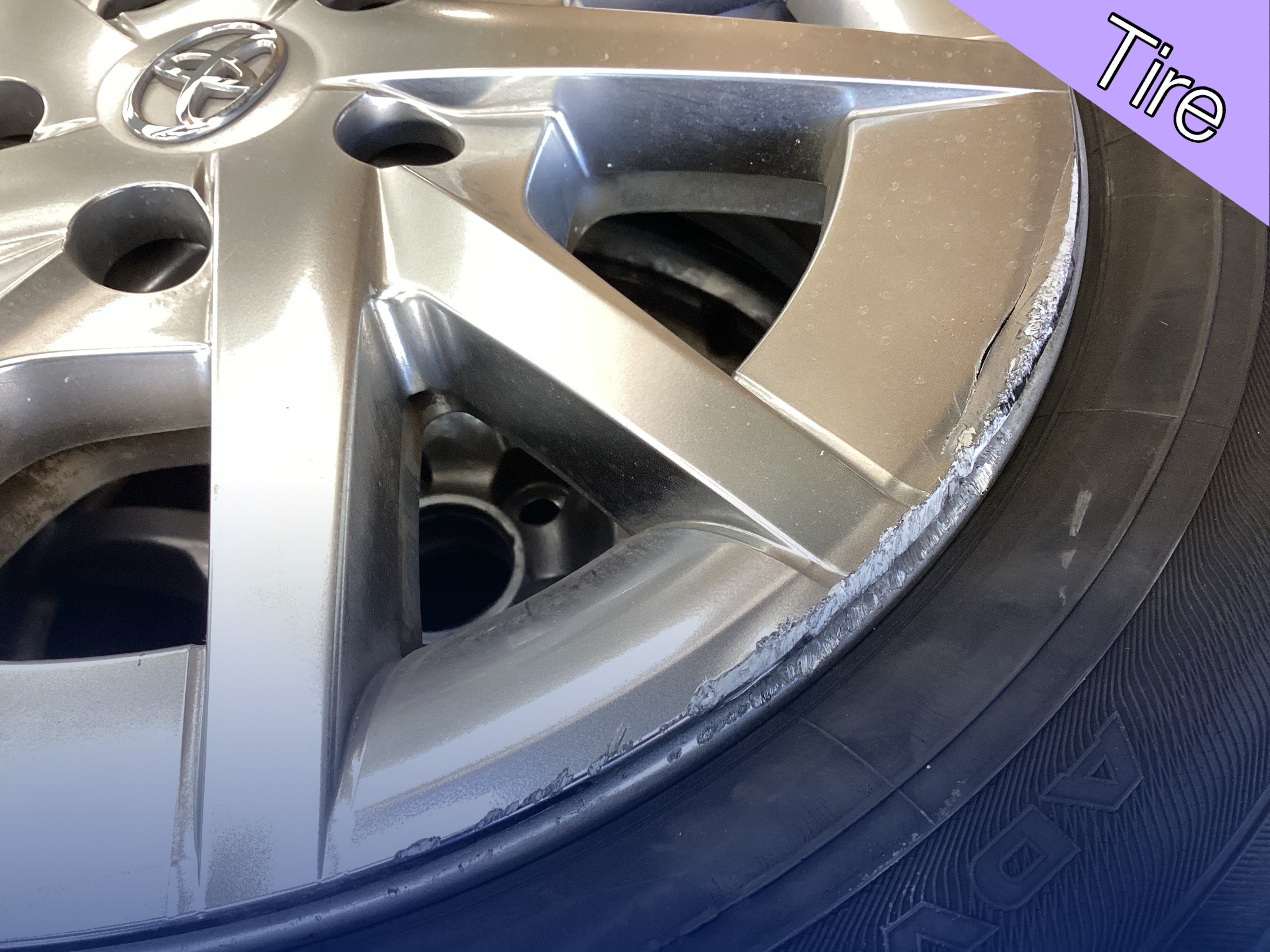 ホイールキャップ損傷から、ホイールセット購入 | 店舗おススメ