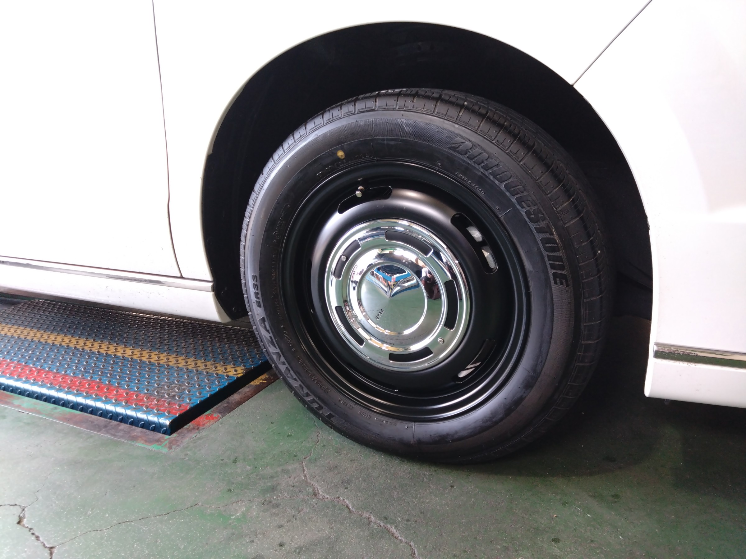 ディーンクロスカントリー　ホイールとタイヤ CROSS COUNTRY | DEAN