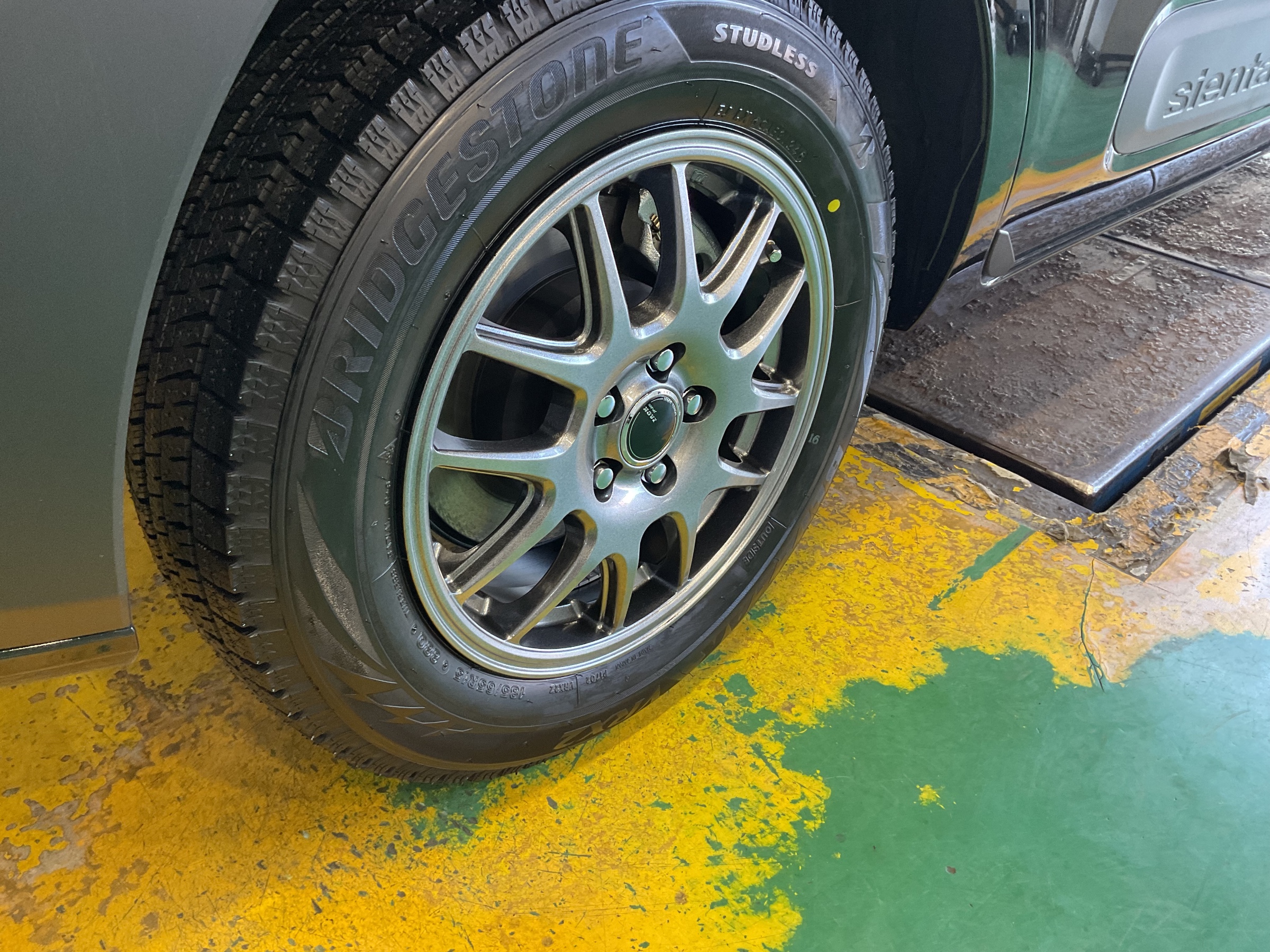 新車のシエンタをZACK JP-205で早速ドレスアップ‼︎ | 店舗おススメ