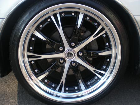 クラウン 19インチ WORK SCHWERT SC4！！ | 店舗おススメ情報 | タイヤ