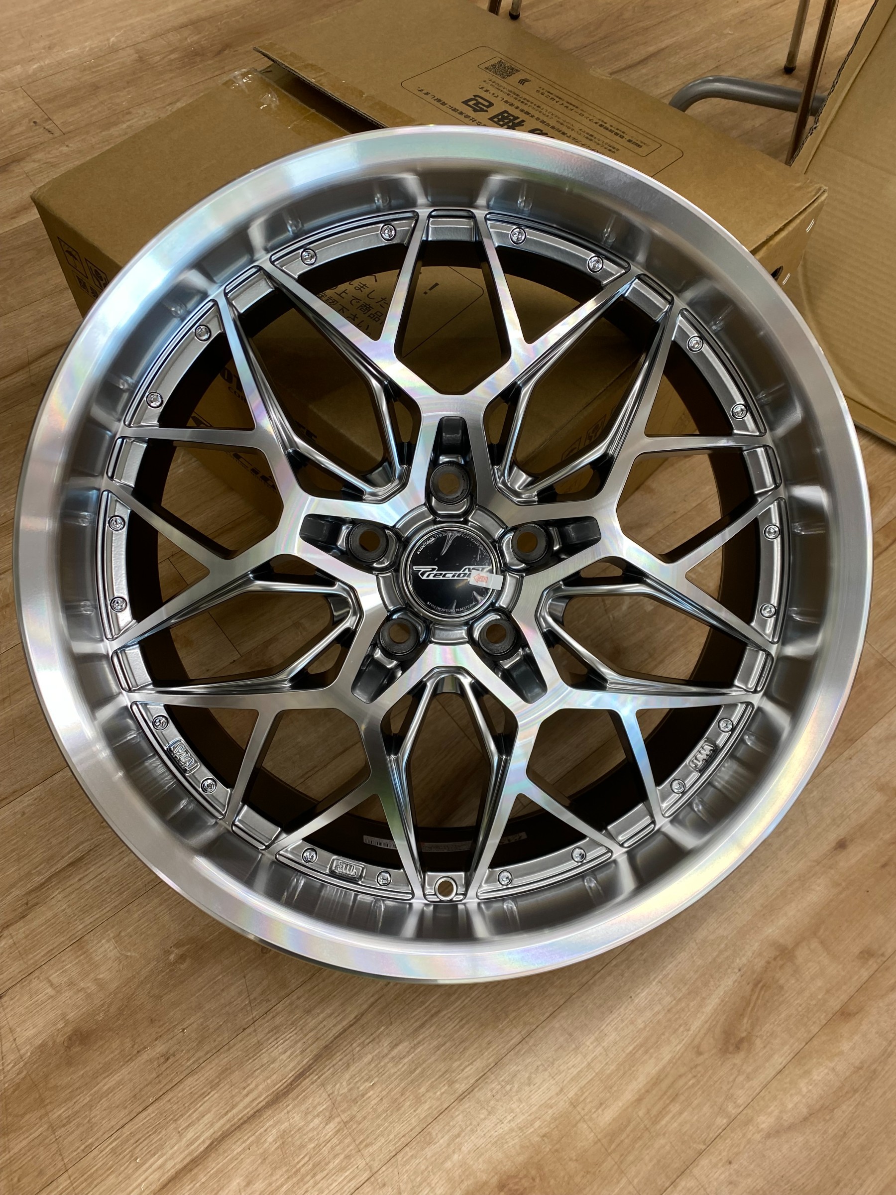 新作ホイール | 店舗おススメ情報 | タイヤ館 旭川すえひろ（北海道）