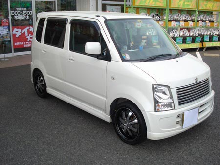 ワゴンＲに15インチホイールを装着しました！！ | 結城店の作業日記