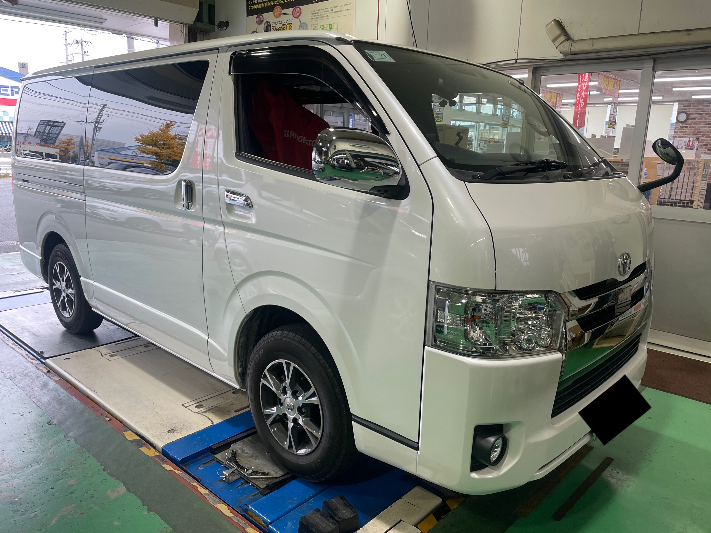 ☆新車外し・2025年製☆BRIDGESTONE・ハイエース・１５インチ№51 2025年製 新車外し品】トヨタ 200 ハイエース 純正 15in 6J +35