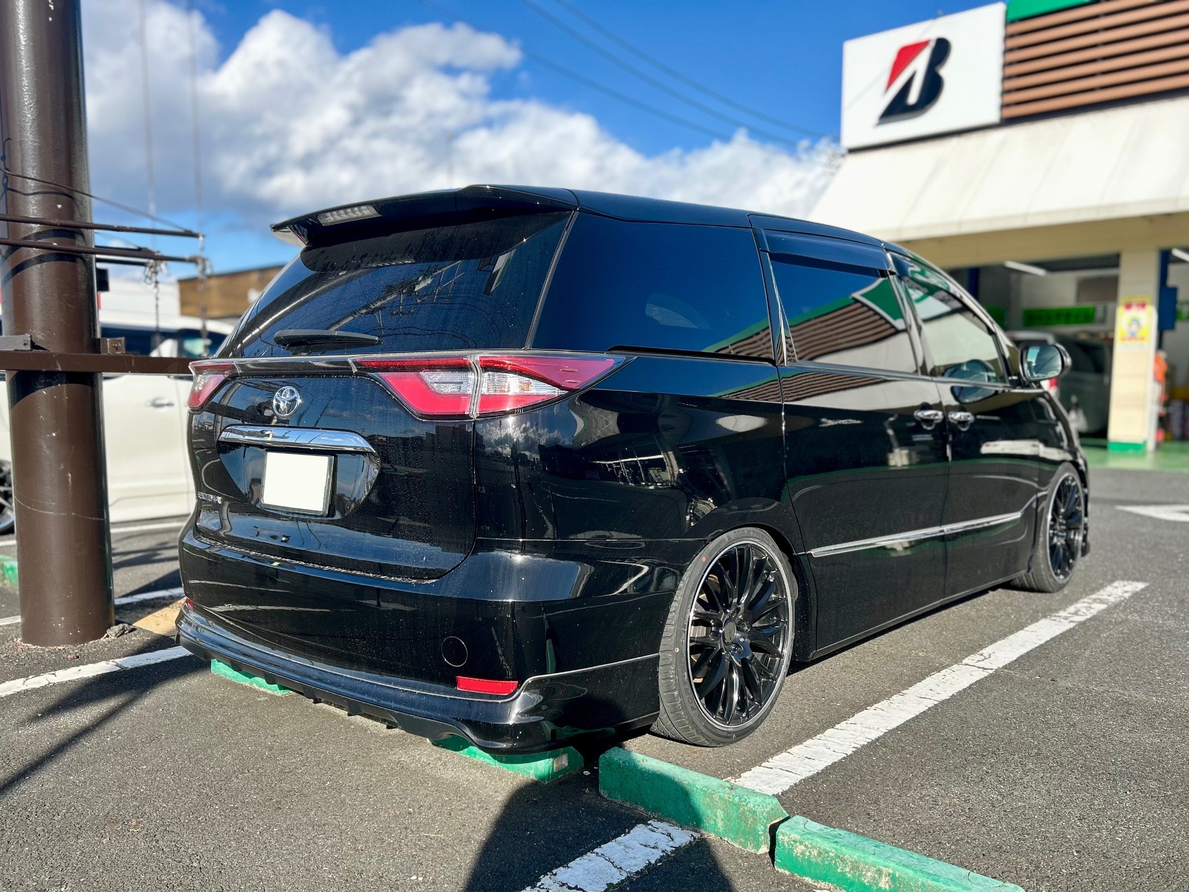 MPV LW TEIN 車高調　USDM MPVにTEINの車高調の取付と四輪アライメント ｜ カー用品持込