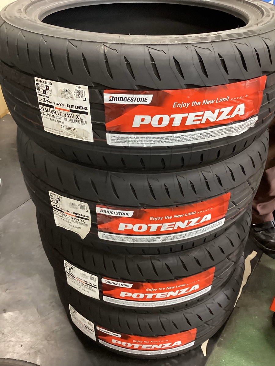フォルクスワーゲン ゴルフⅦ 】タイヤ交換作業 (POTENZA
