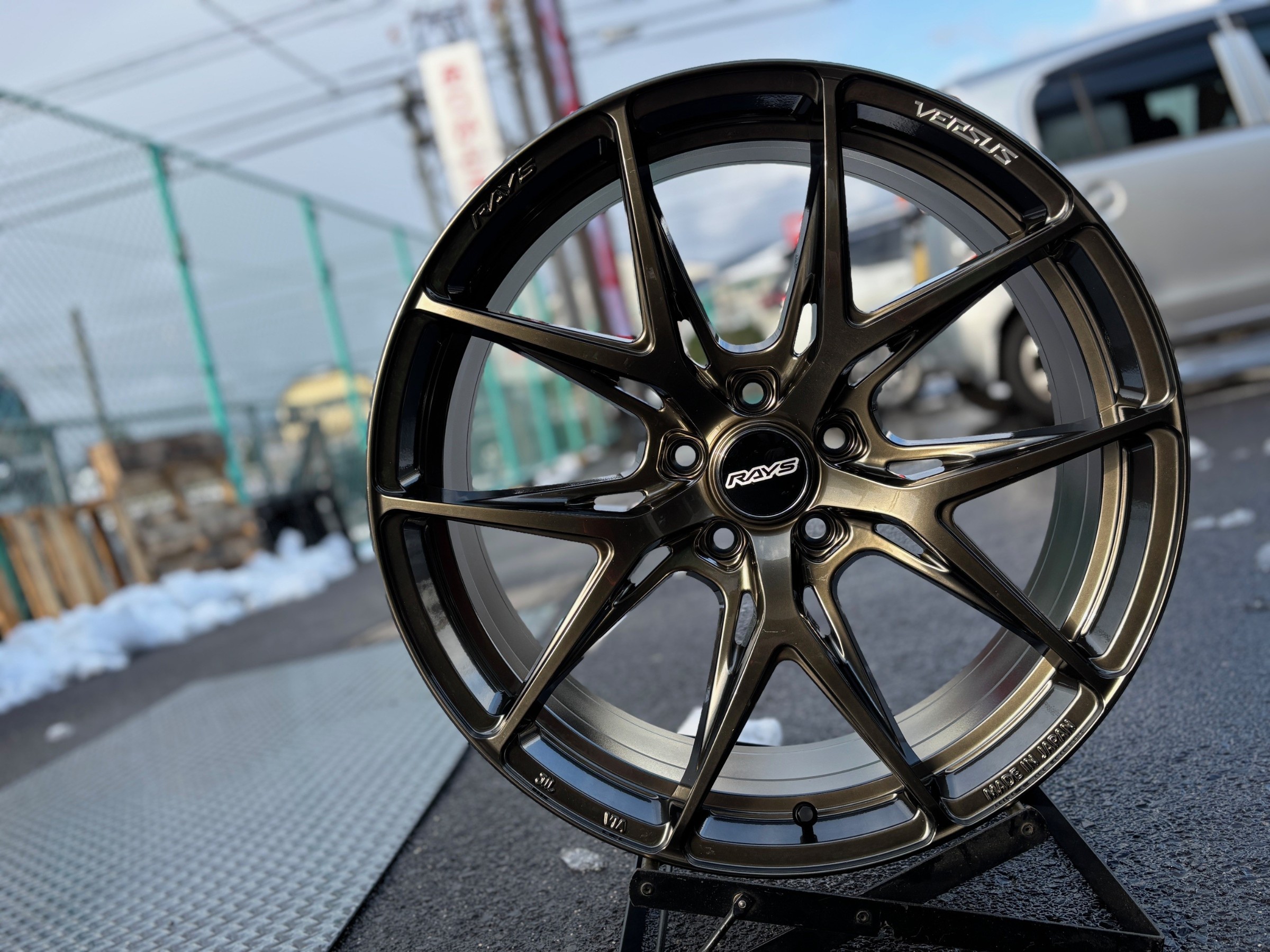 RAYS】VERSUS VV21Sに限定カラー登場！グレイスゴールド | 店舗お 