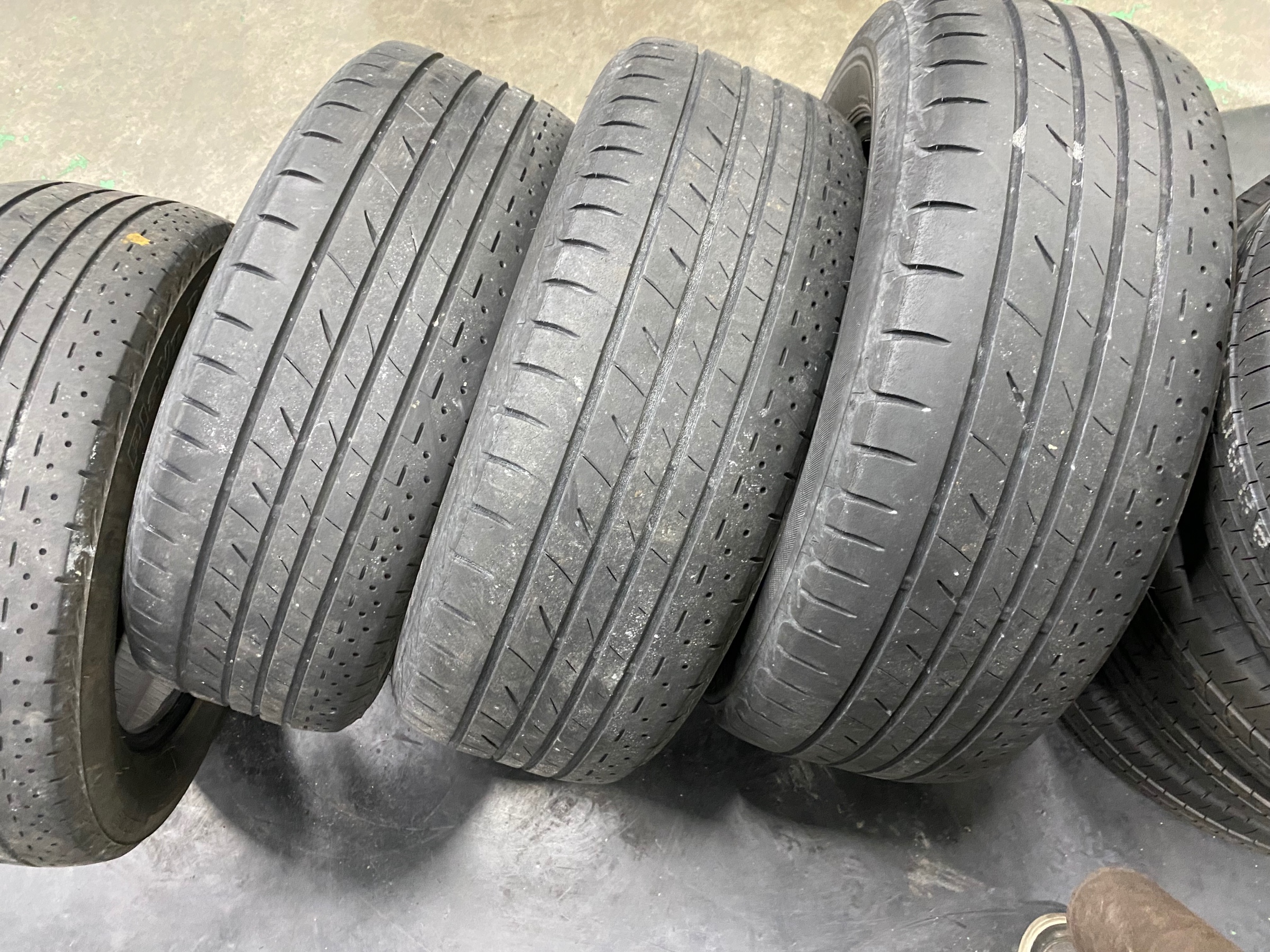 　　ブリヂストン　タイヤ館下松　タイヤ交換　アルミホイール　オイル交換　バッテリー交換　ワイパー交換　エアコンフィルター交換　アライメント調整　国産車　輸入車　下松市　周南市　徳山　柳井　熊毛　光　玖珂　周東　　