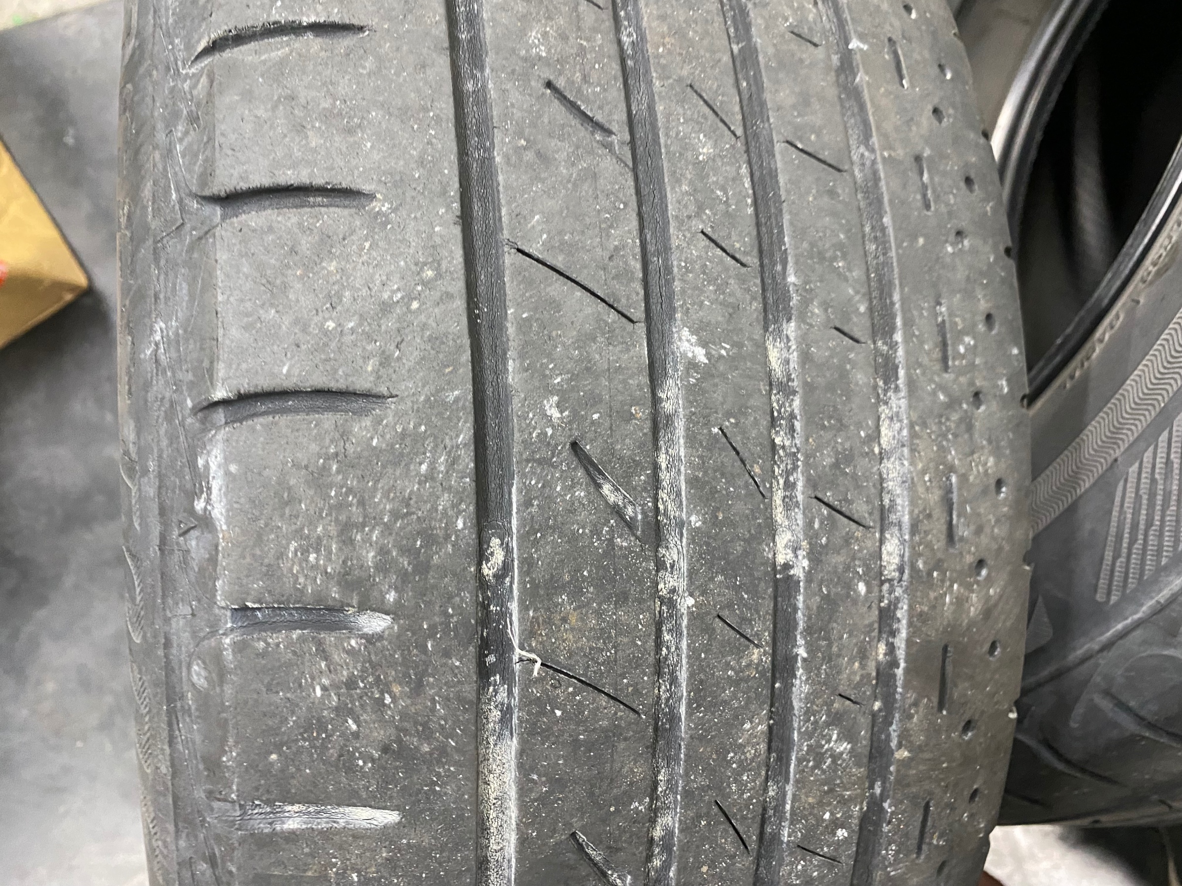 　　ブリヂストン　タイヤ館下松　タイヤ交換　アルミホイール　オイル交換　バッテリー交換　ワイパー交換　エアコンフィルター交換　アライメント調整　国産車　輸入車　下松市　周南市　徳山　柳井　熊毛　光　玖珂　周東　　