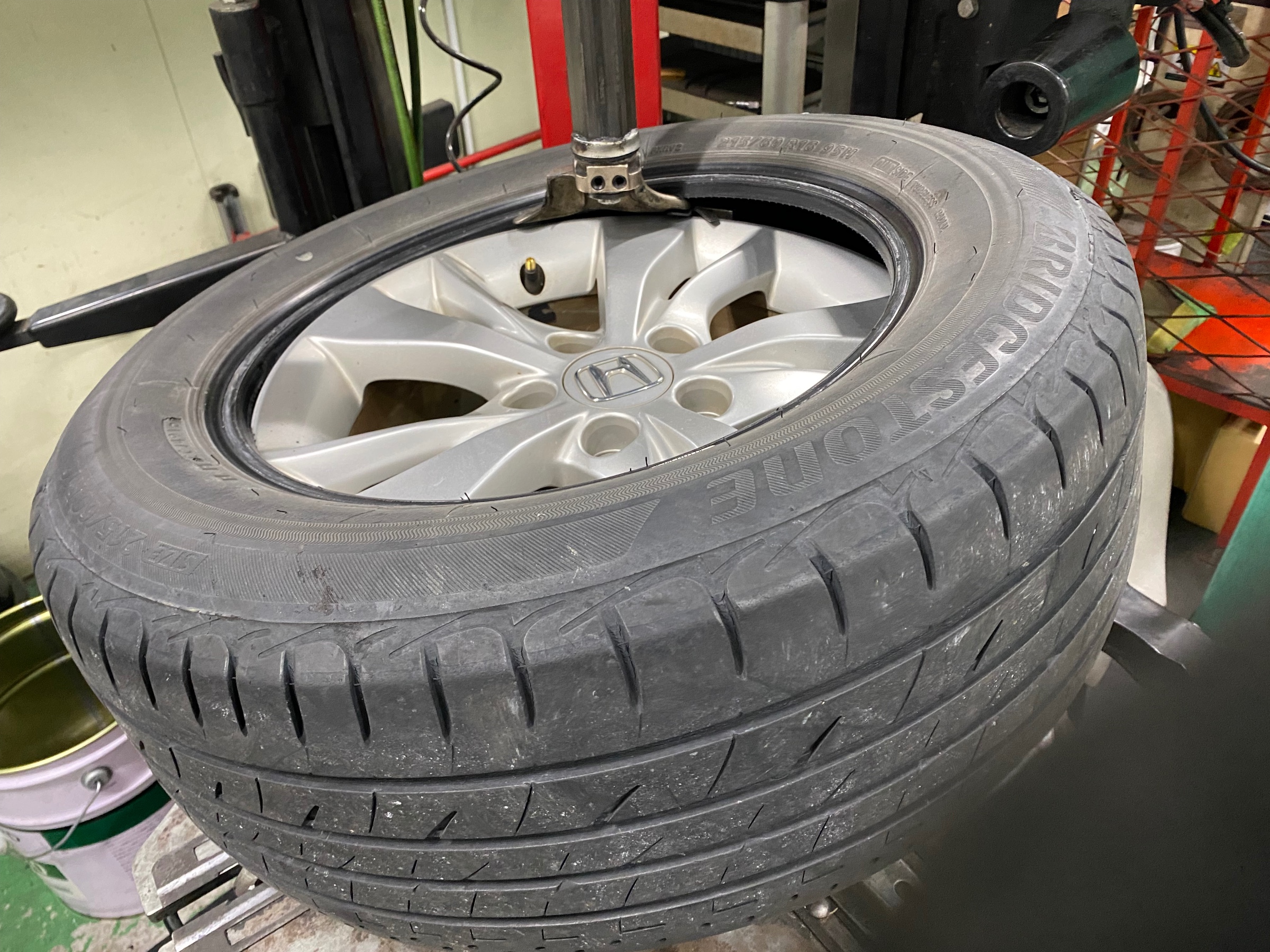 　　ブリヂストン　タイヤ館下松　タイヤ交換　アルミホイール　オイル交換　バッテリー交換　ワイパー交換　エアコンフィルター交換　アライメント調整　国産車　輸入車　下松市　周南市　徳山　柳井　熊毛　光　玖珂　周東　　