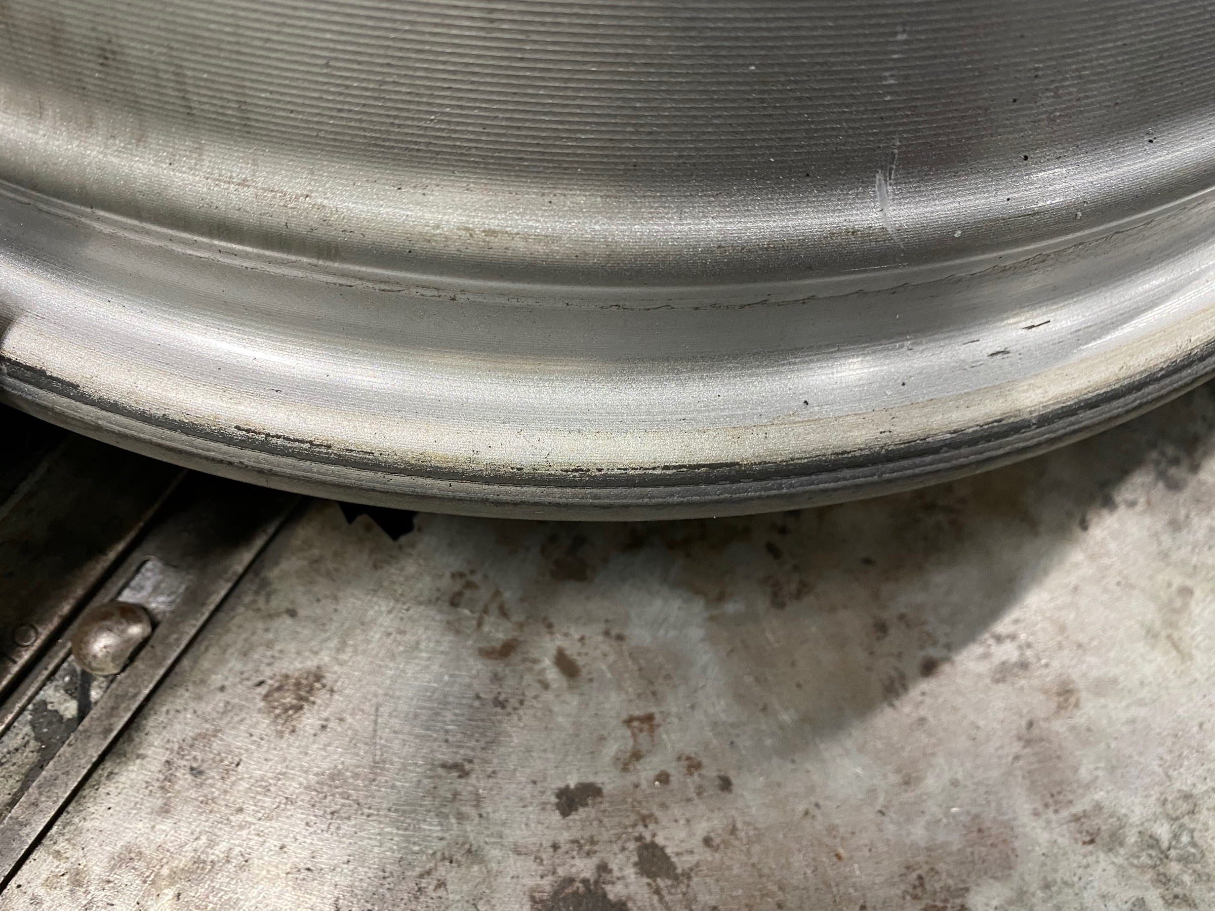 　　ブリヂストン　タイヤ館下松　タイヤ交換　アルミホイール　オイル交換　バッテリー交換　ワイパー交換　エアコンフィルター交換　アライメント調整　国産車　輸入車　下松市　周南市　徳山　柳井　熊毛　光　玖珂　周東　　