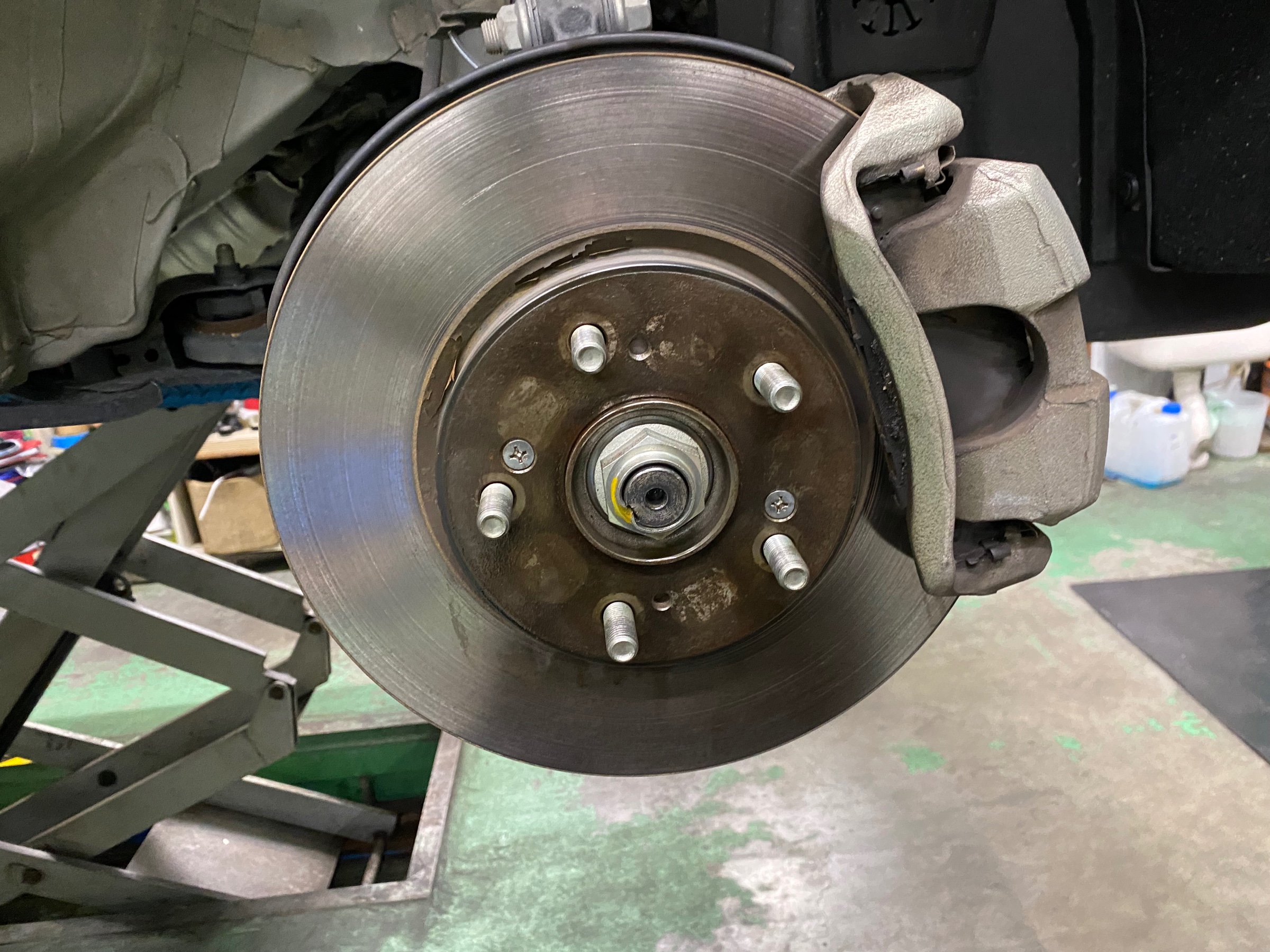 　　ブリヂストン　タイヤ館下松　タイヤ交換　アルミホイール　オイル交換　バッテリー交換　ワイパー交換　エアコンフィルター交換　アライメント調整　国産車　輸入車　下松市　周南市　徳山　柳井　熊毛　光　玖珂　周東　　