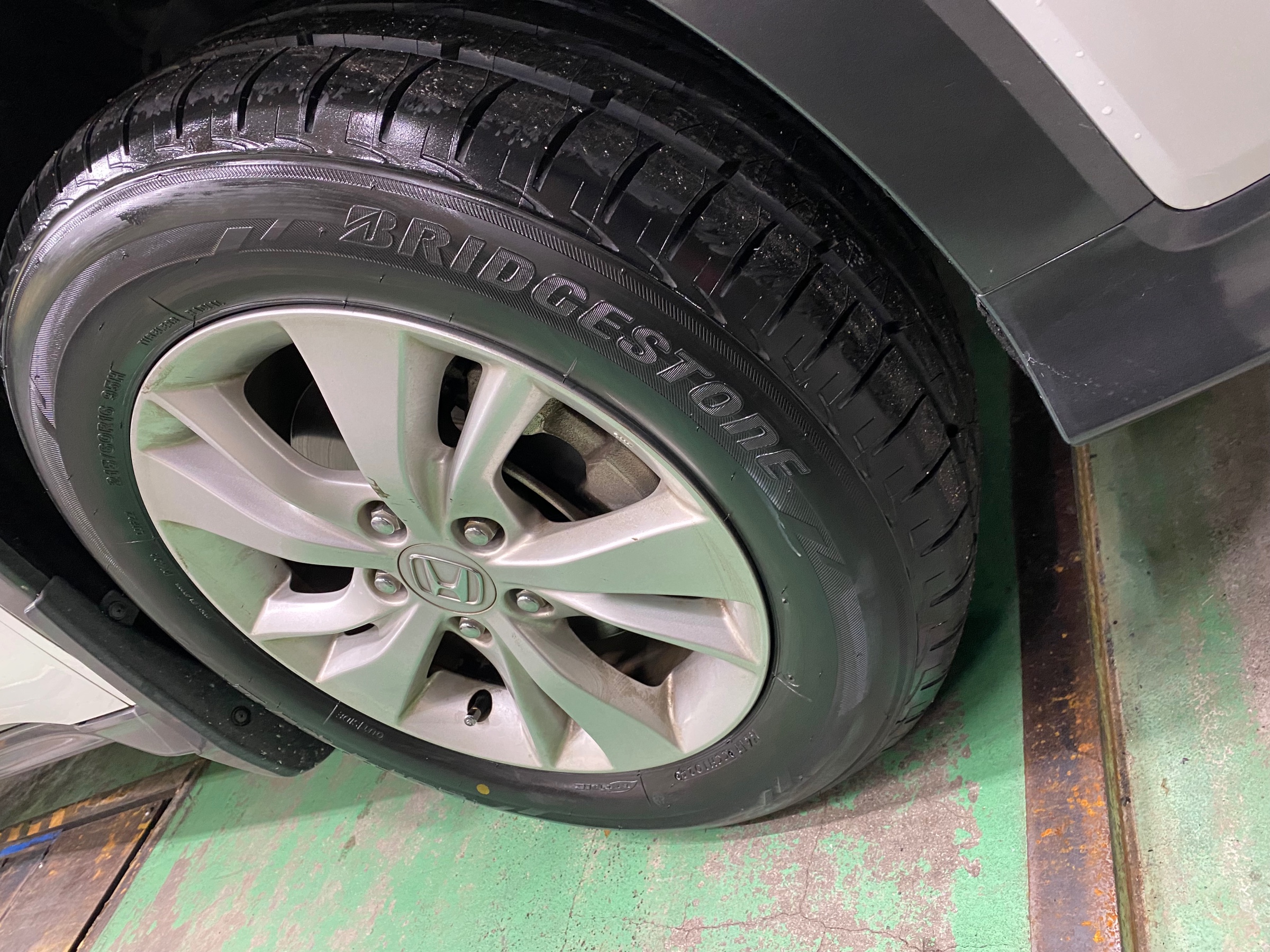 　　ブリヂストン　タイヤ館下松　タイヤ交換　アルミホイール　オイル交換　バッテリー交換　ワイパー交換　エアコンフィルター交換　アライメント調整　国産車　輸入車　下松市　周南市　徳山　柳井　熊毛　光　玖珂　周東　　