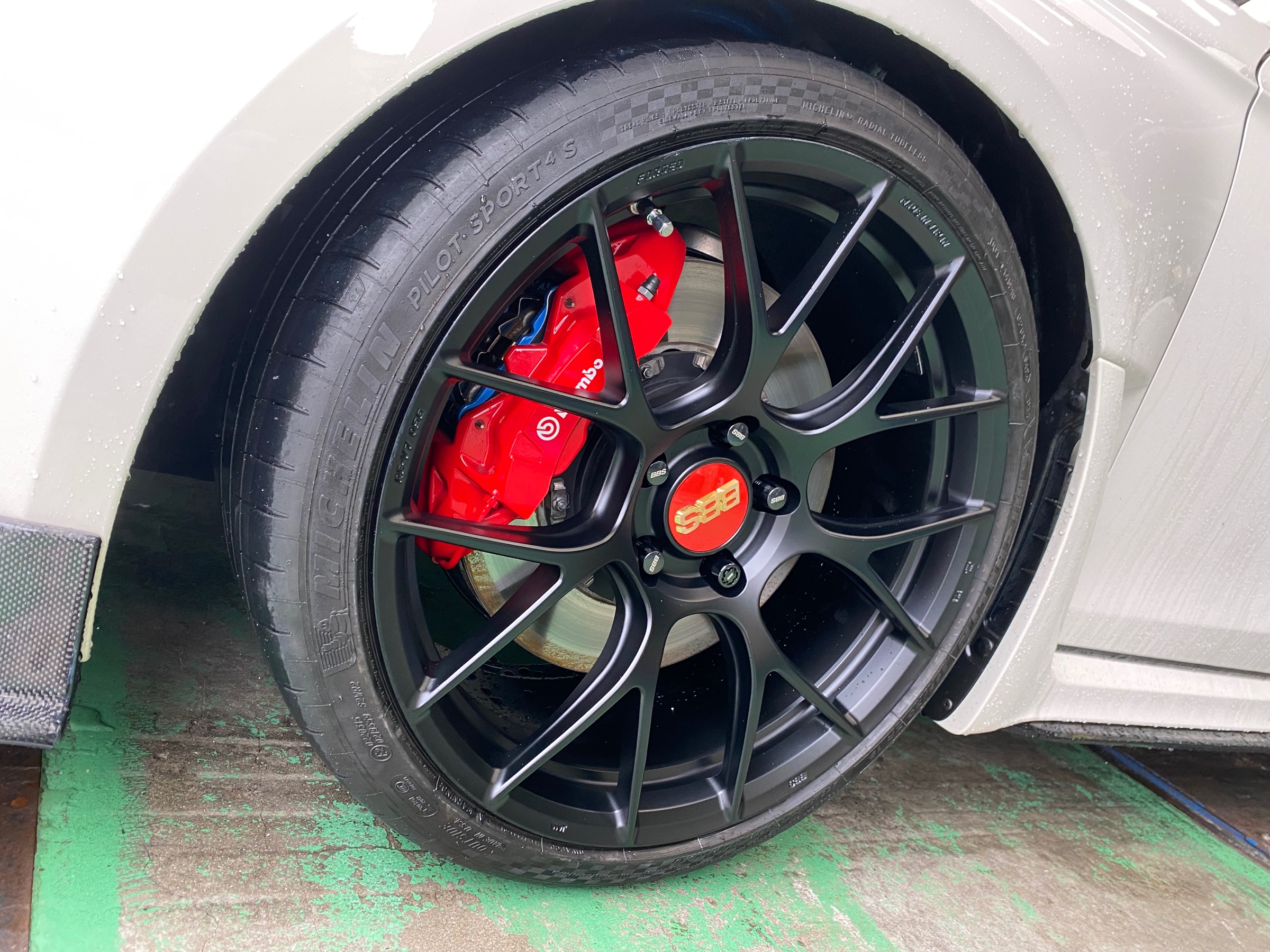 　　ブリヂストン　タイヤ館下松　タイヤ交換　アルミホイール　オイル交換　バッテリー交換　ワイパー交換　エアコンフィルター交換　アライメント調整　国産車　輸入車　下松市　周南市　徳山　柳井　熊毛　光　玖珂　周東　　