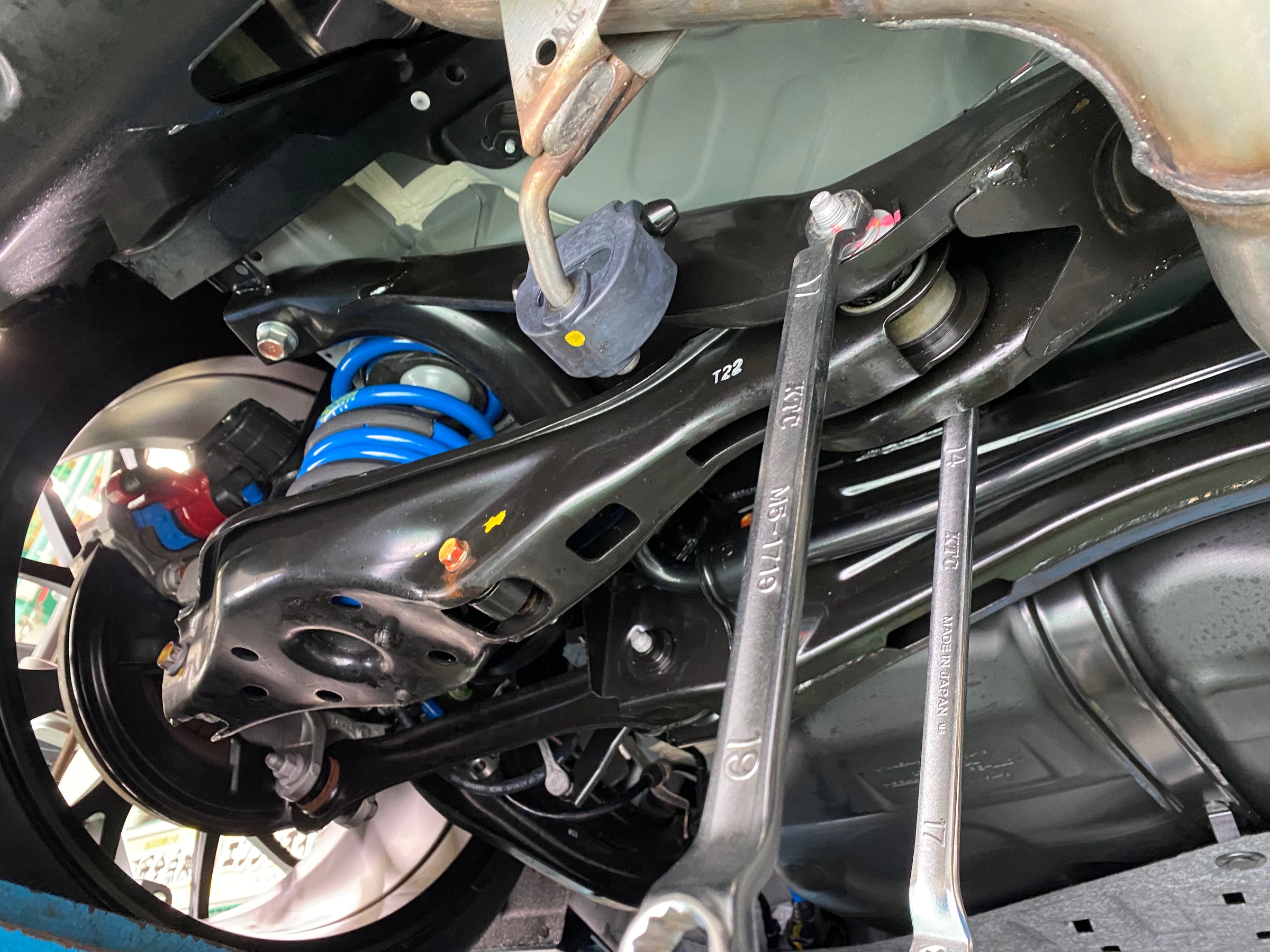 　　ブリヂストン　タイヤ館下松　タイヤ交換　アルミホイール　オイル交換　バッテリー交換　ワイパー交換　エアコンフィルター交換　アライメント調整　国産車　輸入車　下松市　周南市　徳山　柳井　熊毛　光　玖珂　周東　　