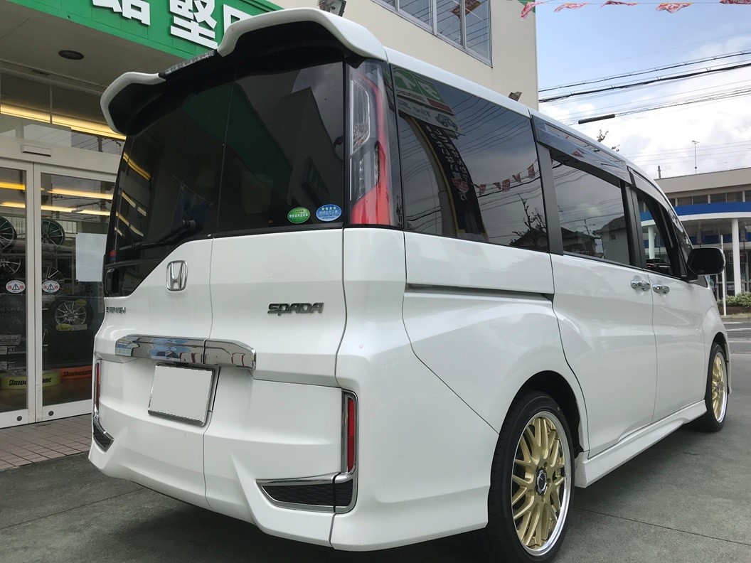 Work ランベックlm1 お取り付け ホンダ ステップワゴン タイヤ タイヤ ホイール関連 タイヤ ホイール交換 スタッフ日記 タイヤ館 堅田 タイヤからはじまる トータルカーメンテナンス タイヤ館グループ