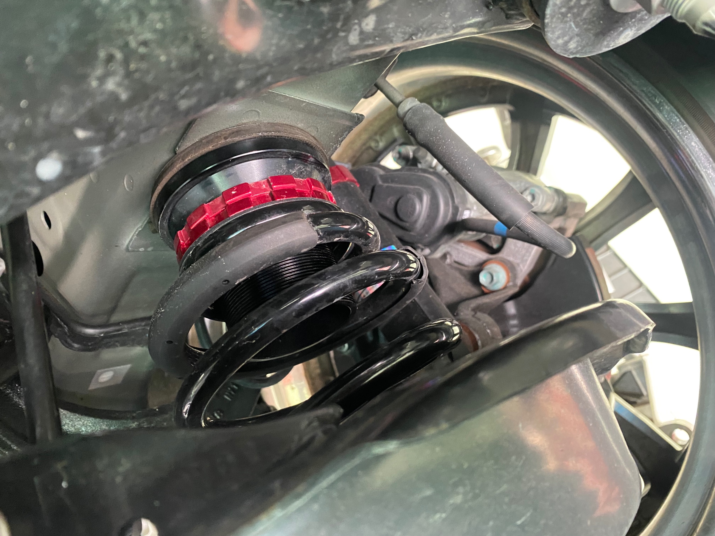 　　ブリヂストン　タイヤ館下松　タイヤ交換　アルミホイール　オイル交換　バッテリー交換　ワイパー交換　エアコンフィルター交換　アライメント調整　国産車　輸入車　下松市　周南市　徳山　柳井　熊毛　光　玖珂　周東　　