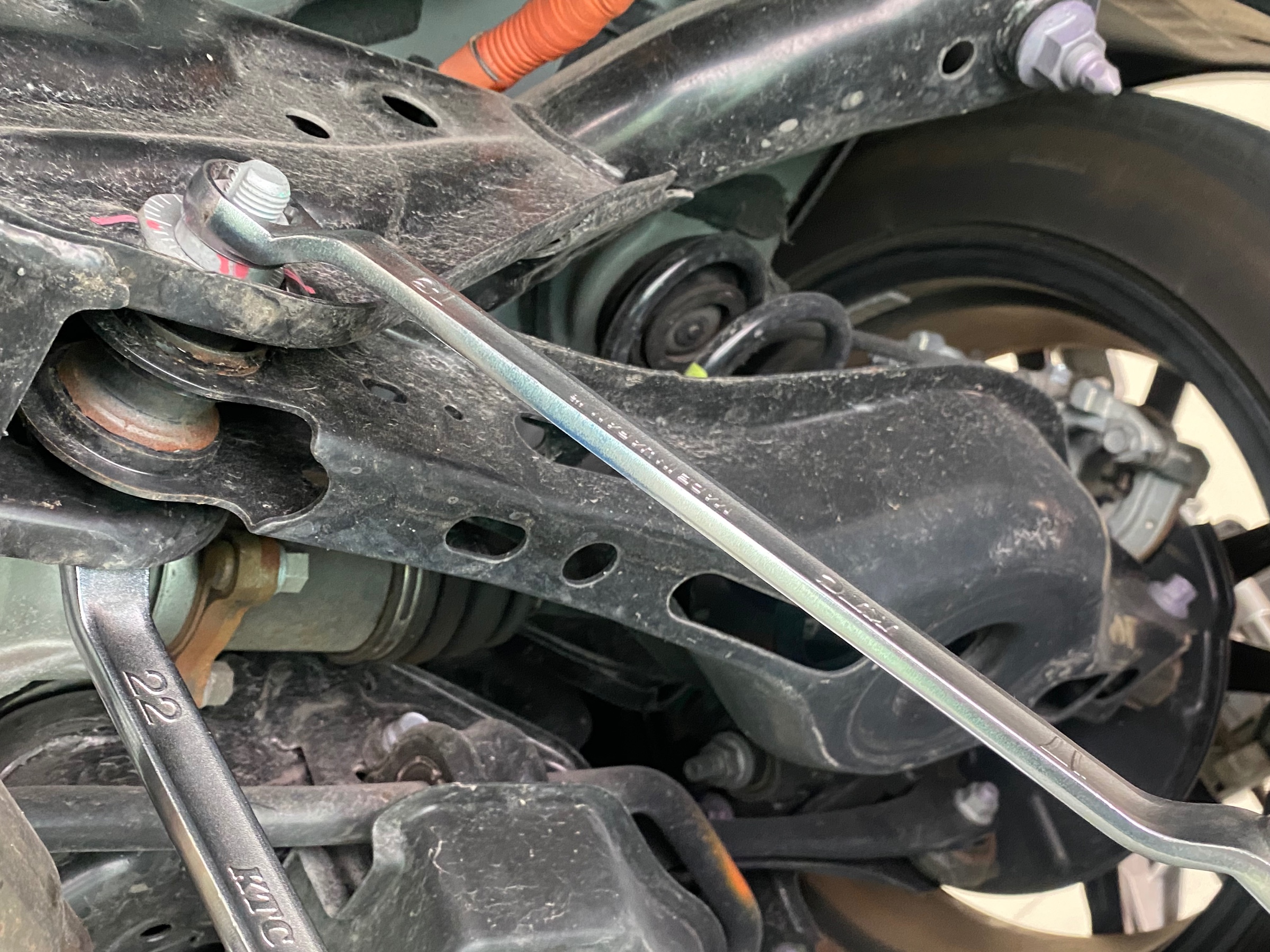 　　ブリヂストン　タイヤ館下松　タイヤ交換　アルミホイール　オイル交換　バッテリー交換　ワイパー交換　エアコンフィルター交換　アライメント調整　国産車　輸入車　下松市　周南市　徳山　柳井　熊毛　光　玖珂　周東　　