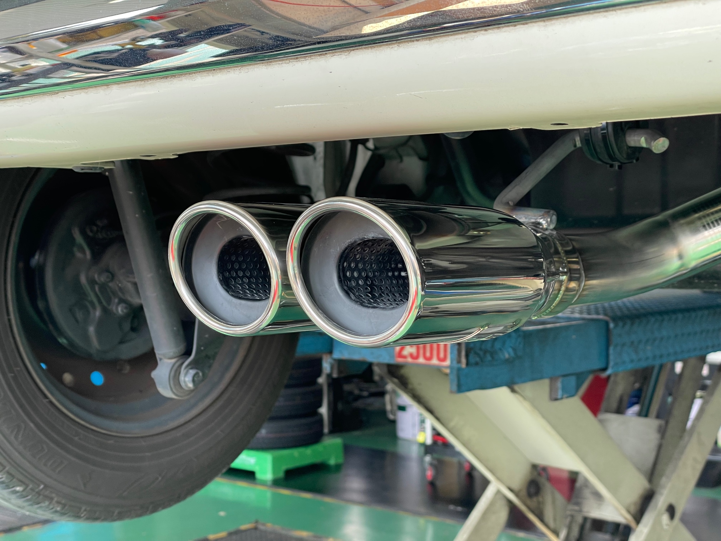 タイヤ館加古川  ダイハツ ミラジーノ L650S　マフラー交換　ROSSOMODELLO INFINITY ロッソモデロ