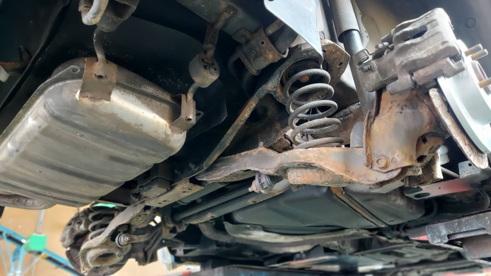 シャシブラック 施工前2