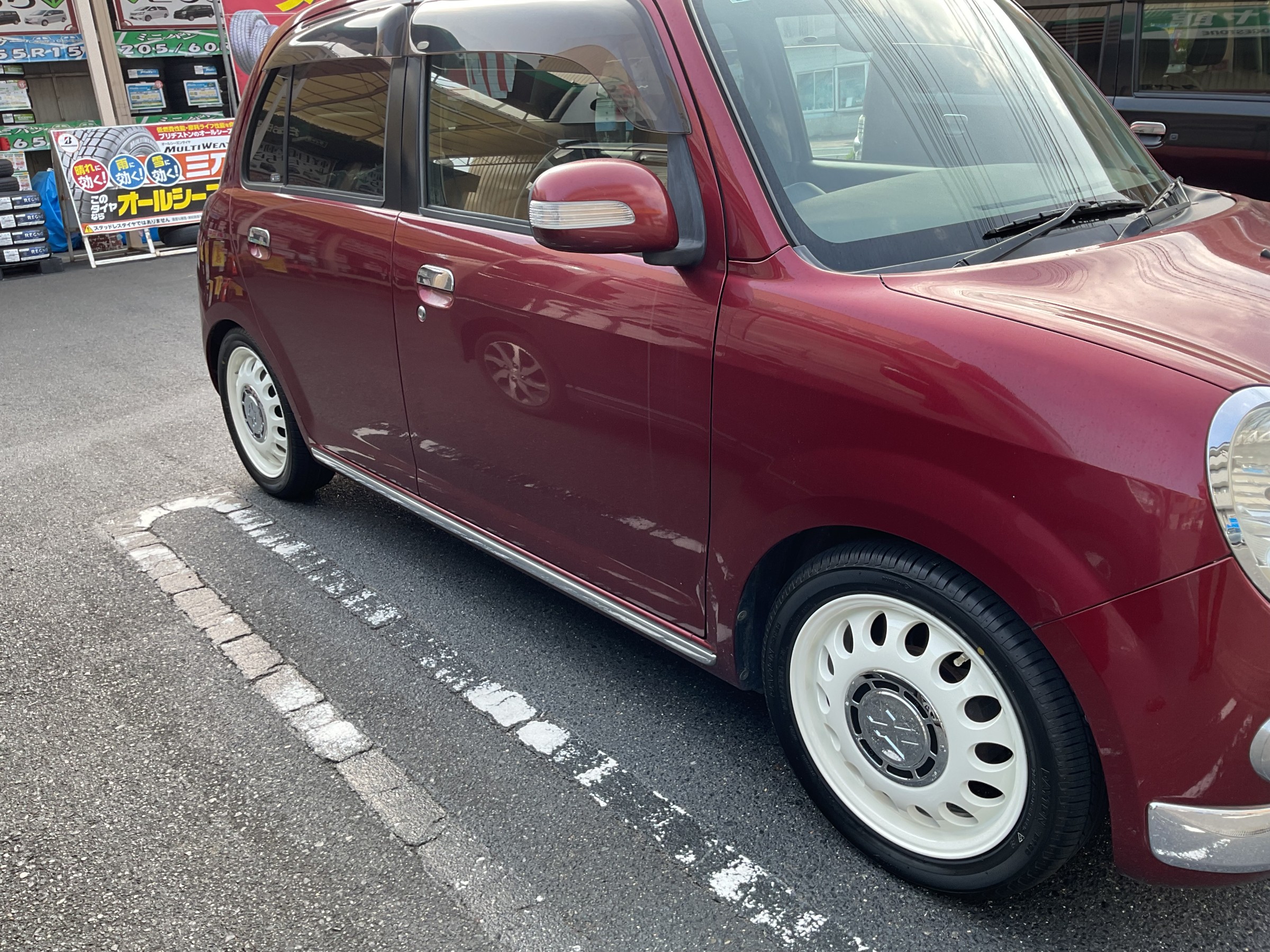 タイヤ館三原　ホイール取付