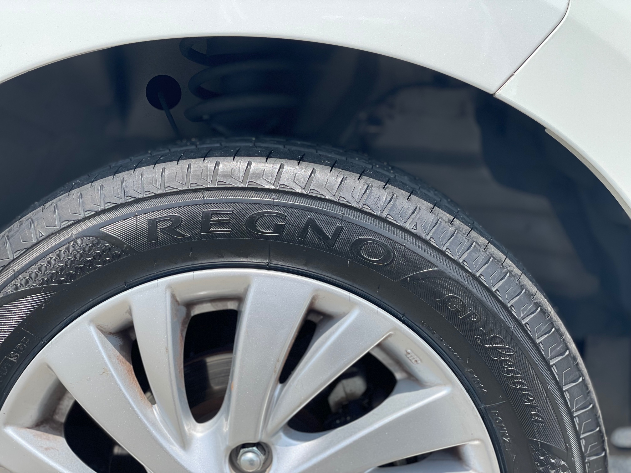 タイヤ館加古川 スズキ スペーシアカスタム MK42S　タイヤ交換