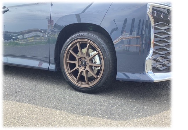 VOXY』にタイヤホイール装着！！ | 店舗おススメ情報 | タイヤ館