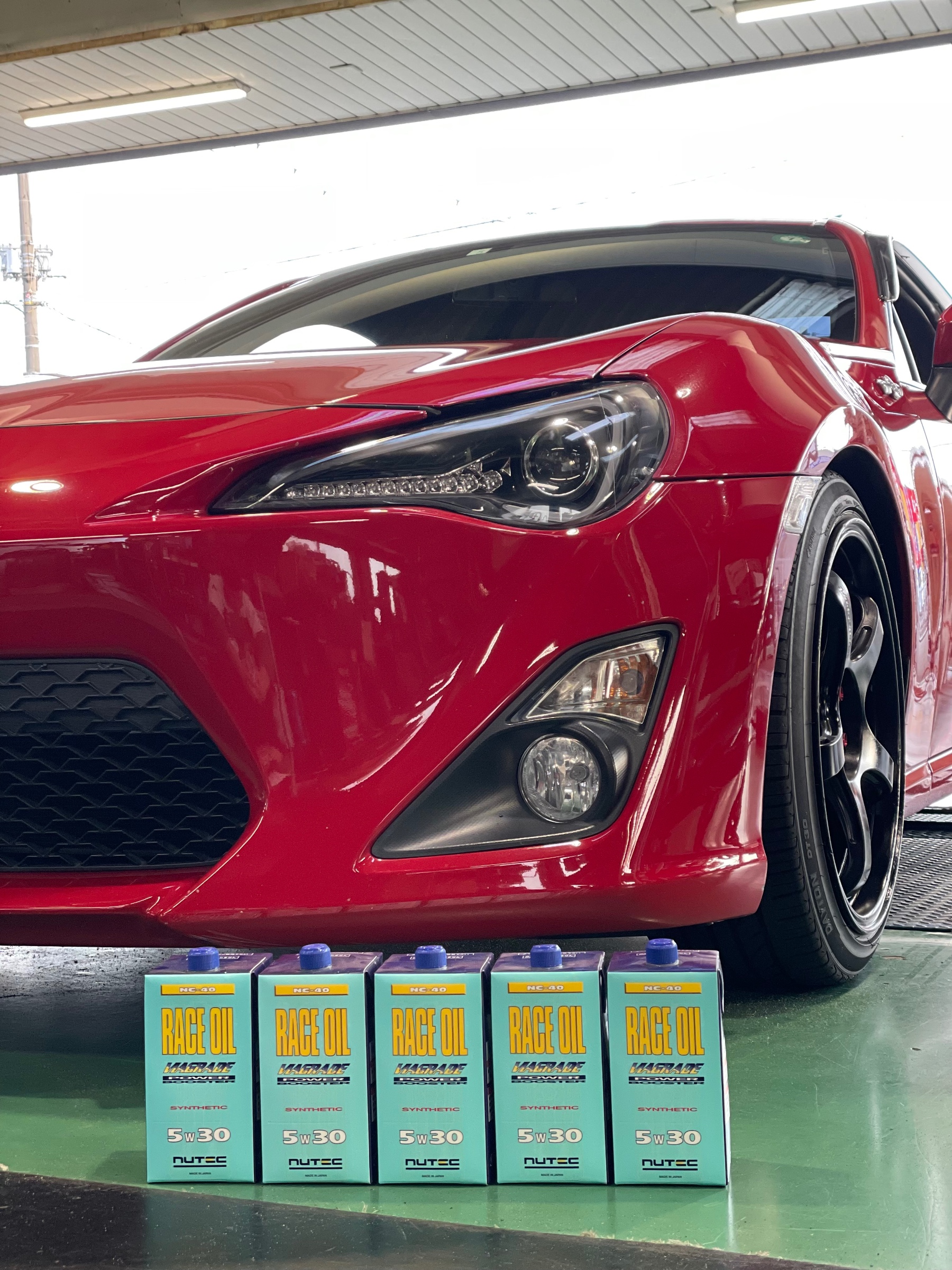 タイヤ館加古川 トヨタ 86 ZN6 エンジンオイル交換