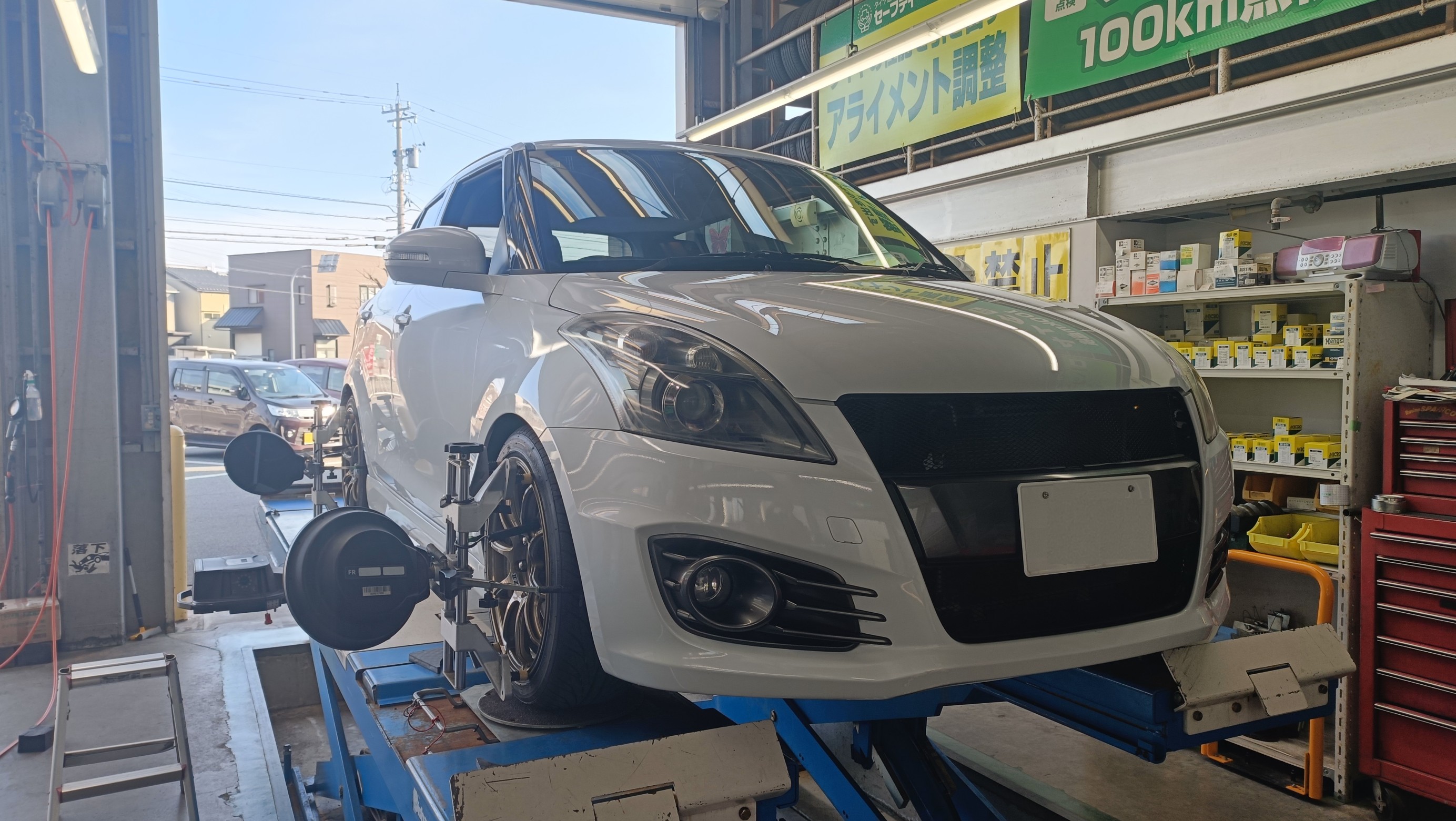 スイフトスポーツ ZC32S 車高調キット取付! | 店舗お スイフトスポーツ ZC32S 車高調キット取付! | 店舗お