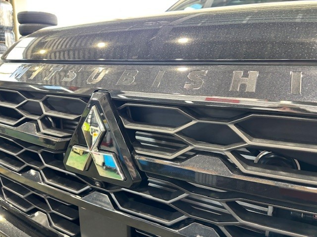 トライトン　タイヤ交換　夏タイヤ　タイヤ預かり