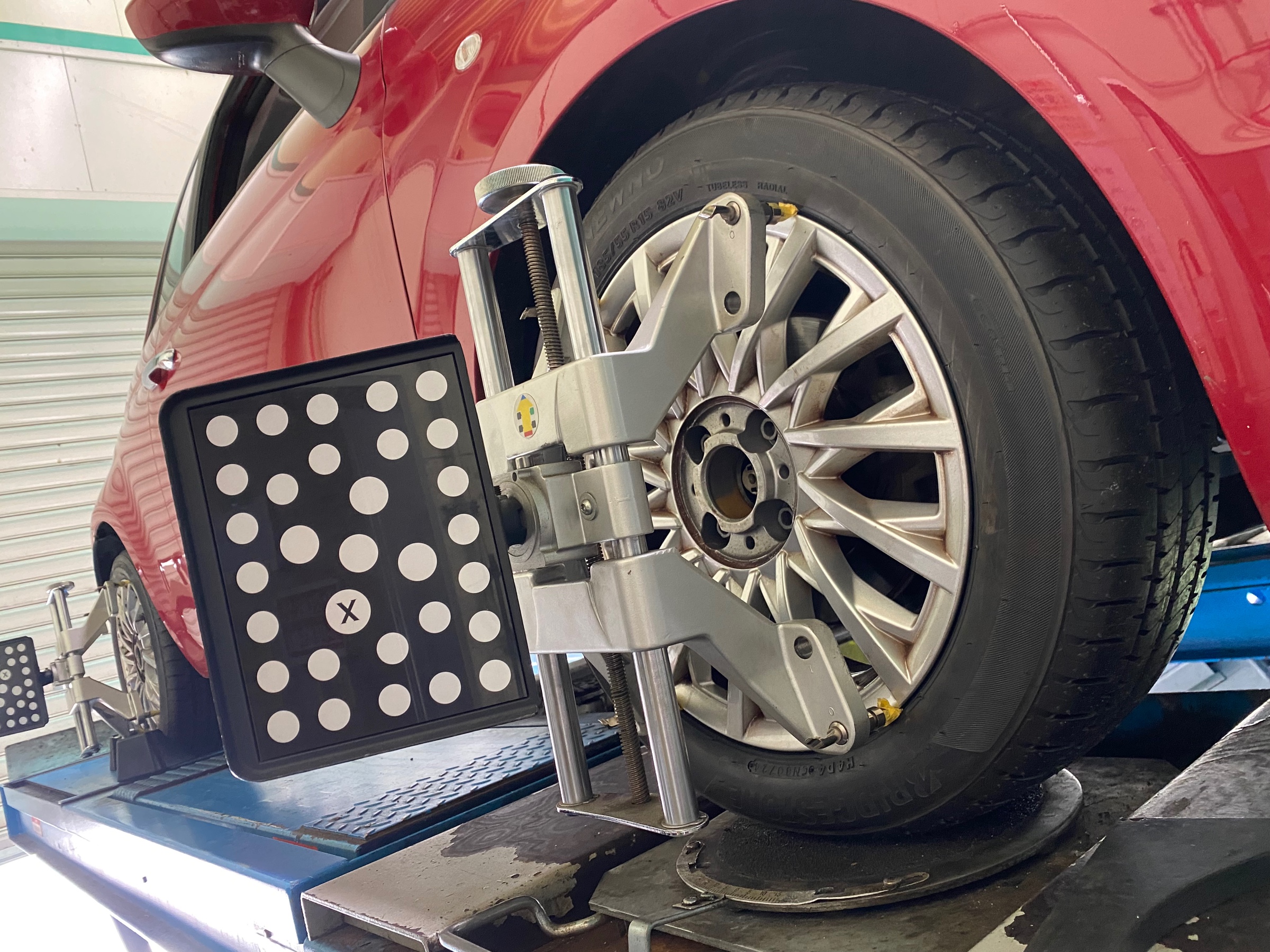 　　ブリヂストン　タイヤ館下松　タイヤ交換　アルミホイール　オイル交換　バッテリー交換　ワイパー交換　エアコンフィルター交換　アライメント調整　国産車　輸入車　下松市　周南市　徳山　柳井　熊毛　光　玖珂　周東　　