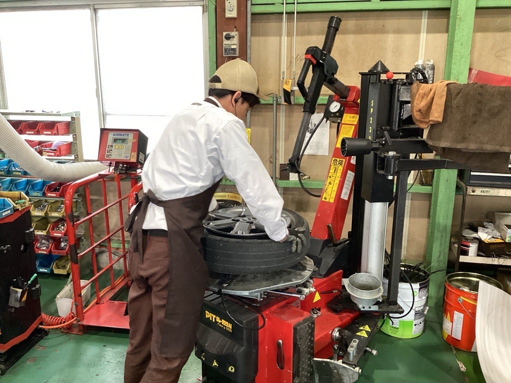 タフトタイヤ交換