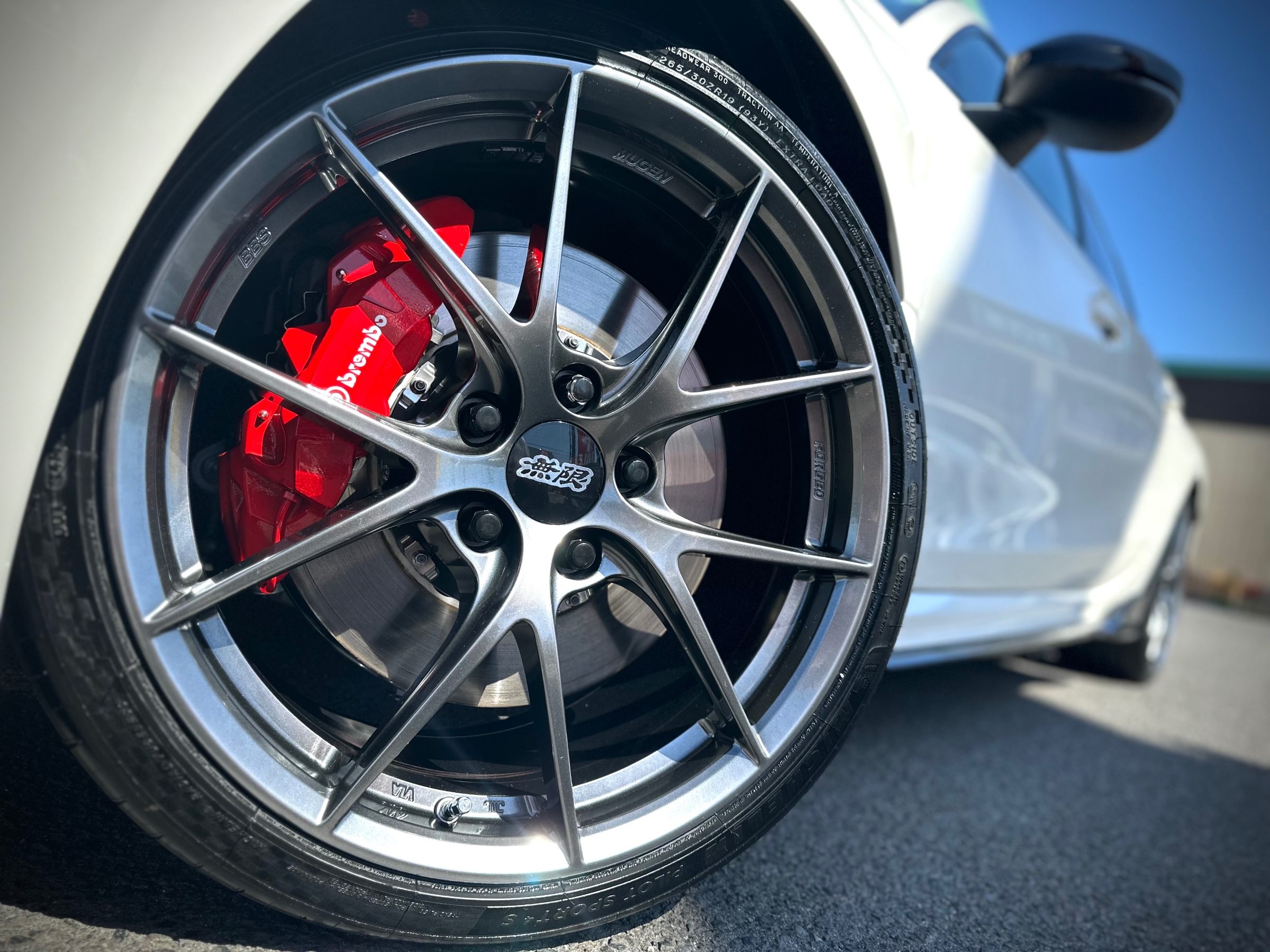 シビックに MUGEN FR10 装着!!! | 店舗おススメ情報 | タイヤ館 丸亀