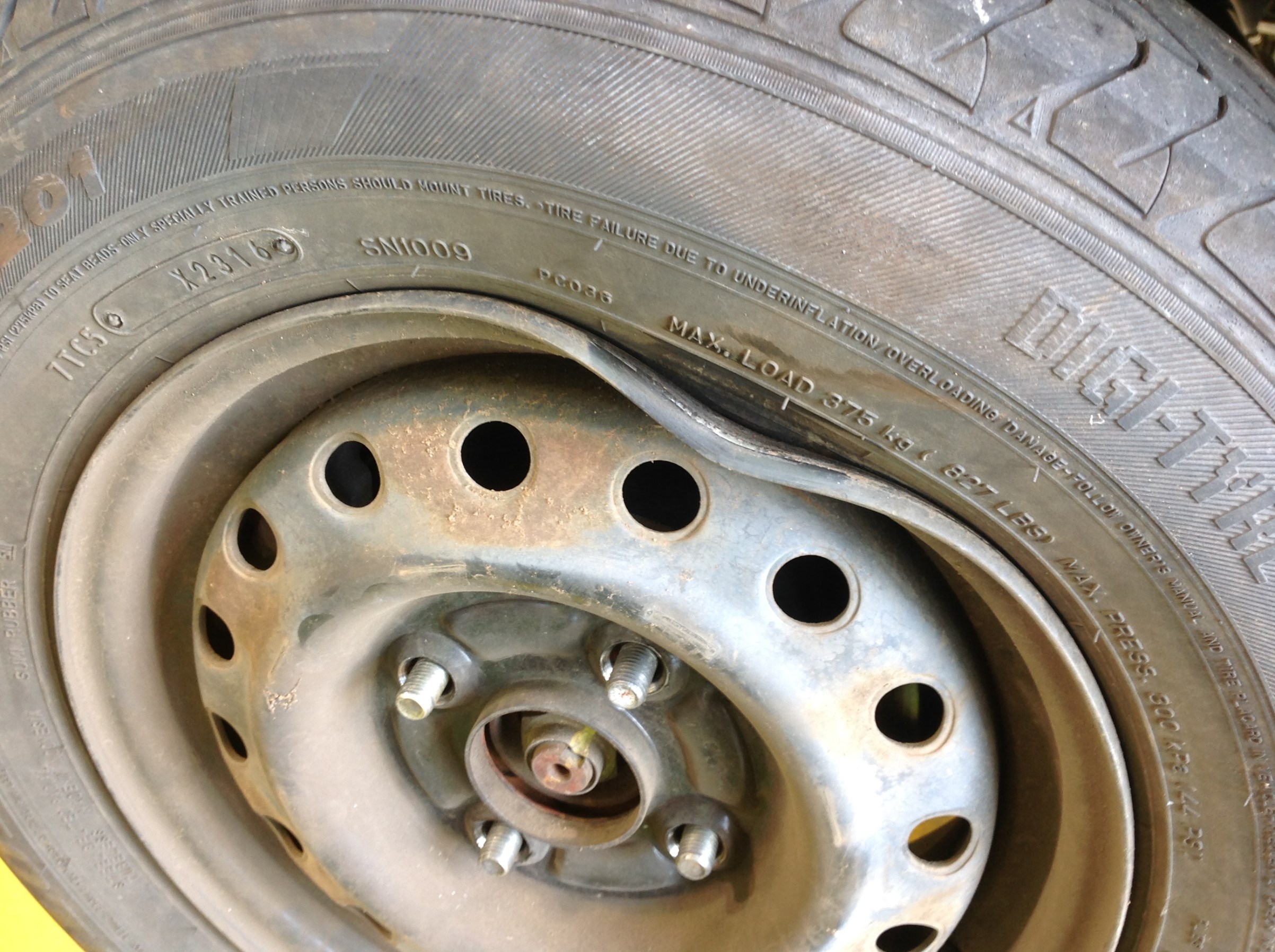 緊急脱出用タイヤチェーン Emergency|QG3103|14インチ～245/70R19.5|1ペア(タイヤ2本分)エマージェンシー 合金鋼  軽くて丈夫 SCCJAPAN
