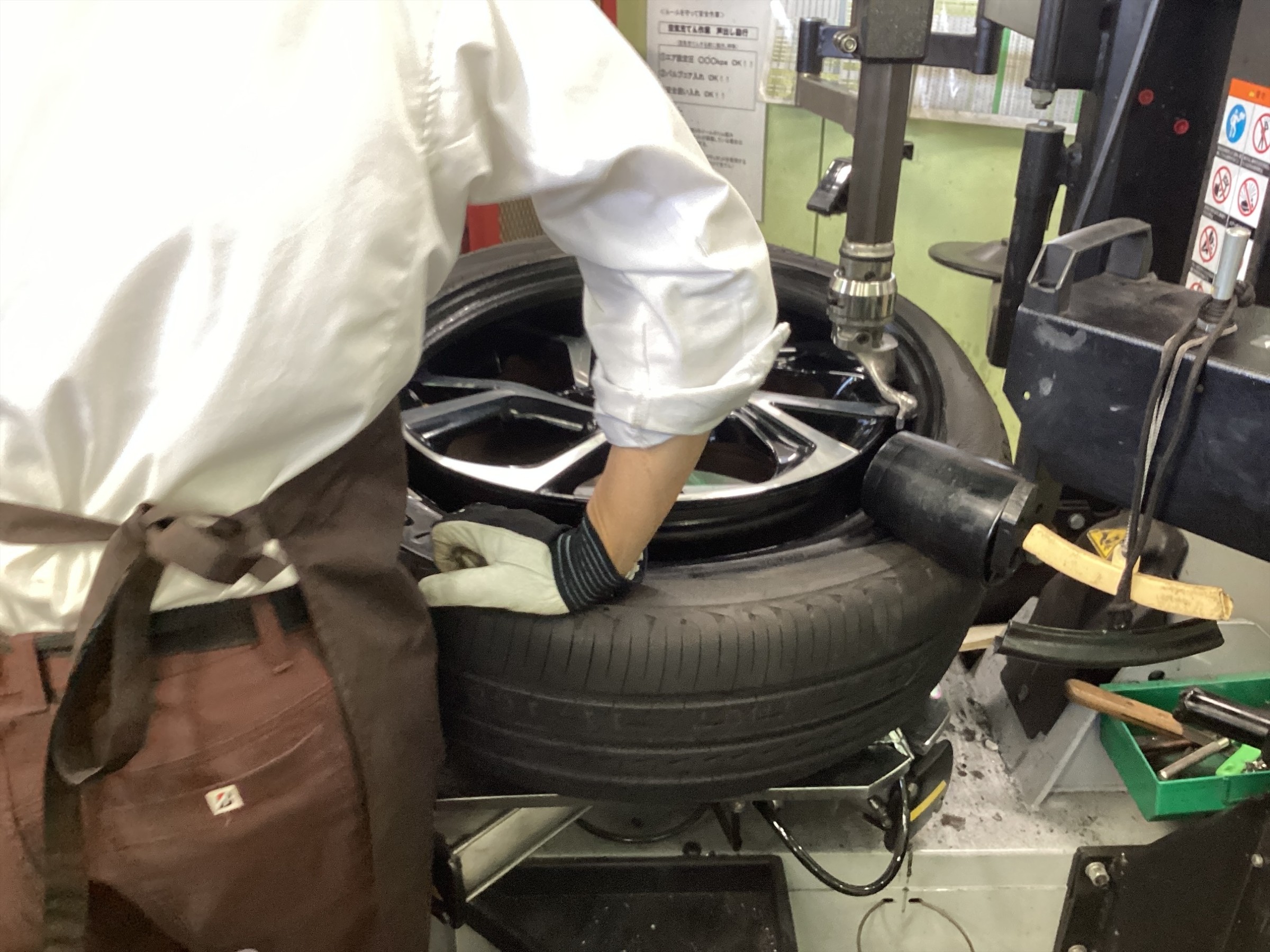 タイヤ購入　タイヤ交換　タイヤ予約