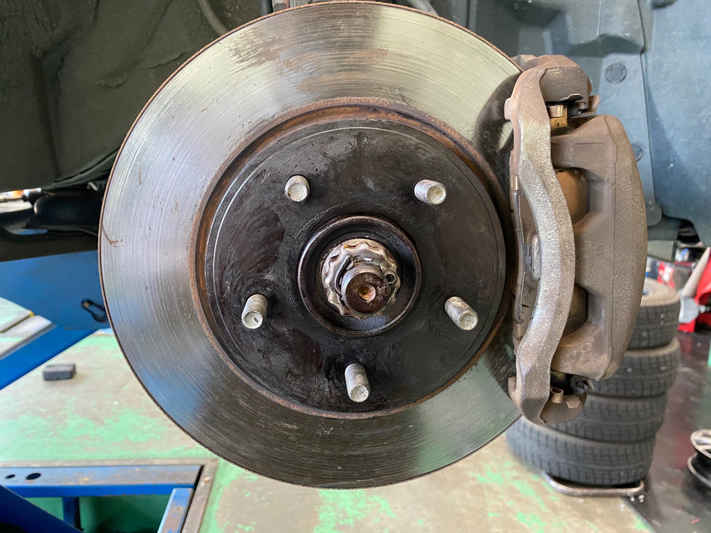 　　ブリヂストン　タイヤ館下松　タイヤ交換　アルミホイール　オイル交換　バッテリー交換　ワイパー交換　エアコンフィルター交換　アライメント調整　国産車　輸入車　下松市　周南市　徳山　柳井　熊毛　光　玖珂　周東　　