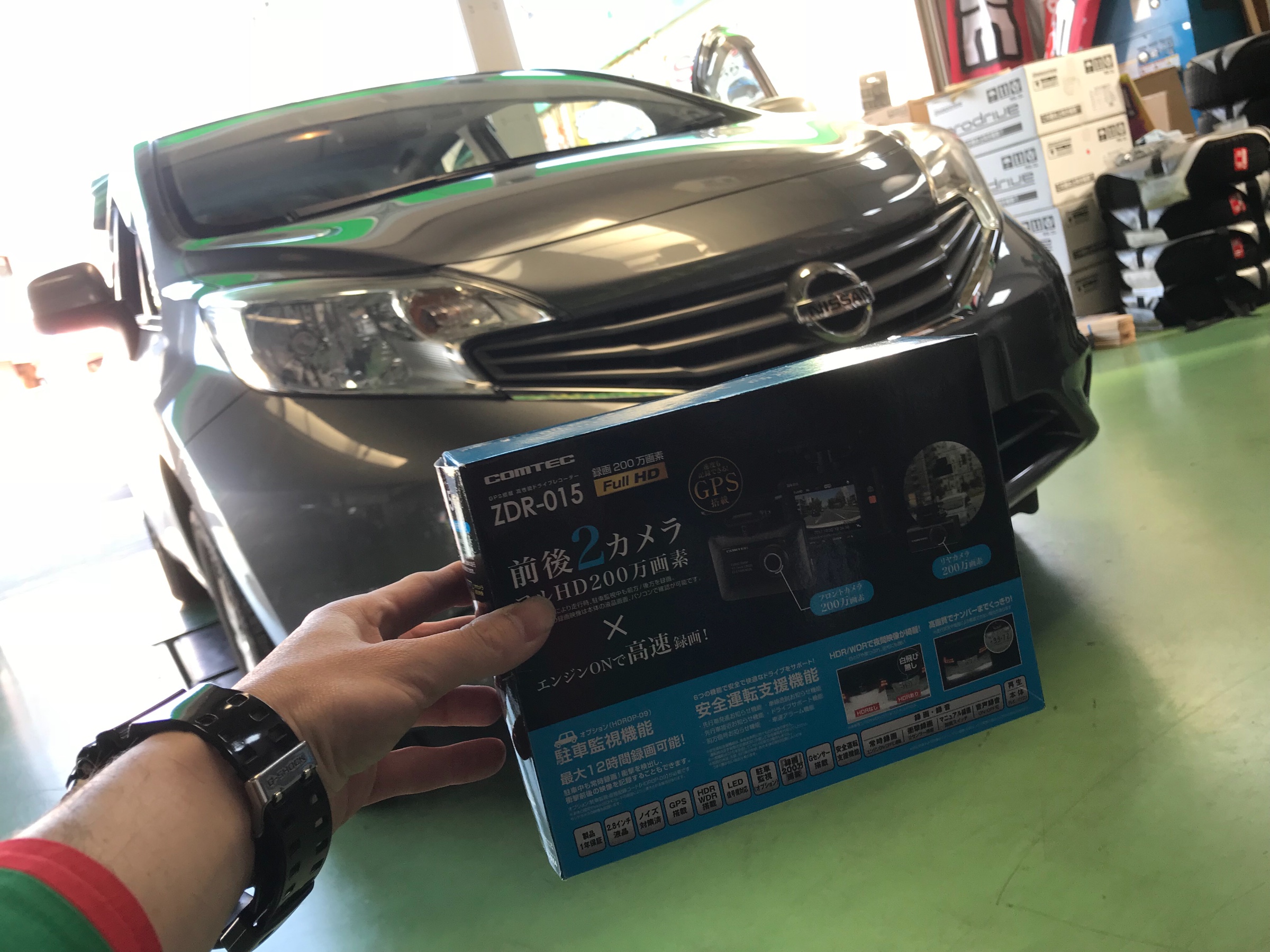 ドライブレコーダー取り付け 日産 ノート その他 パーツ取付 各種用品取付 技術サービス施工事例 タイヤ館 福岡東 タイヤからはじまる トータルカーメンテナンス タイヤ館グループ