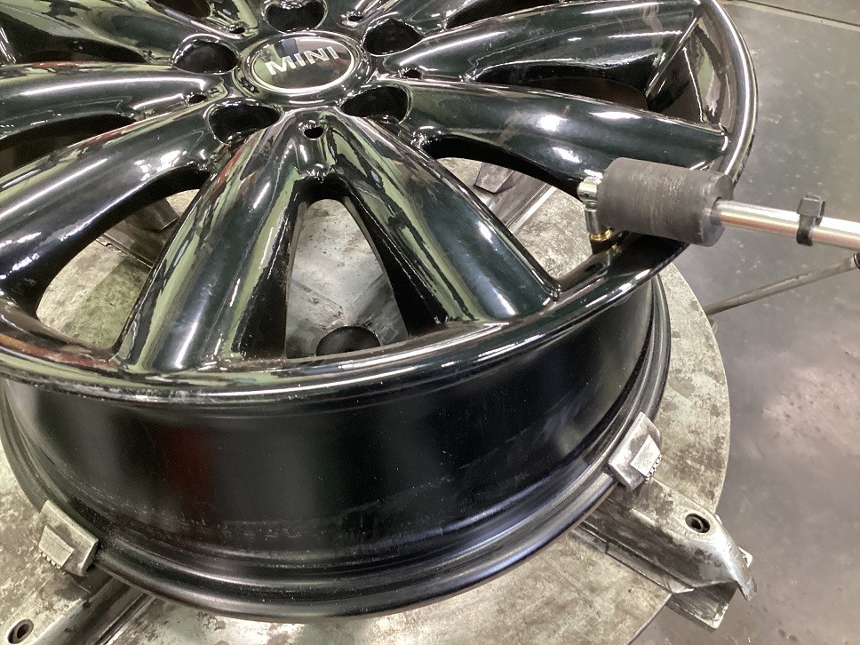 タイヤ購入　タイヤ交換　タイヤ予約