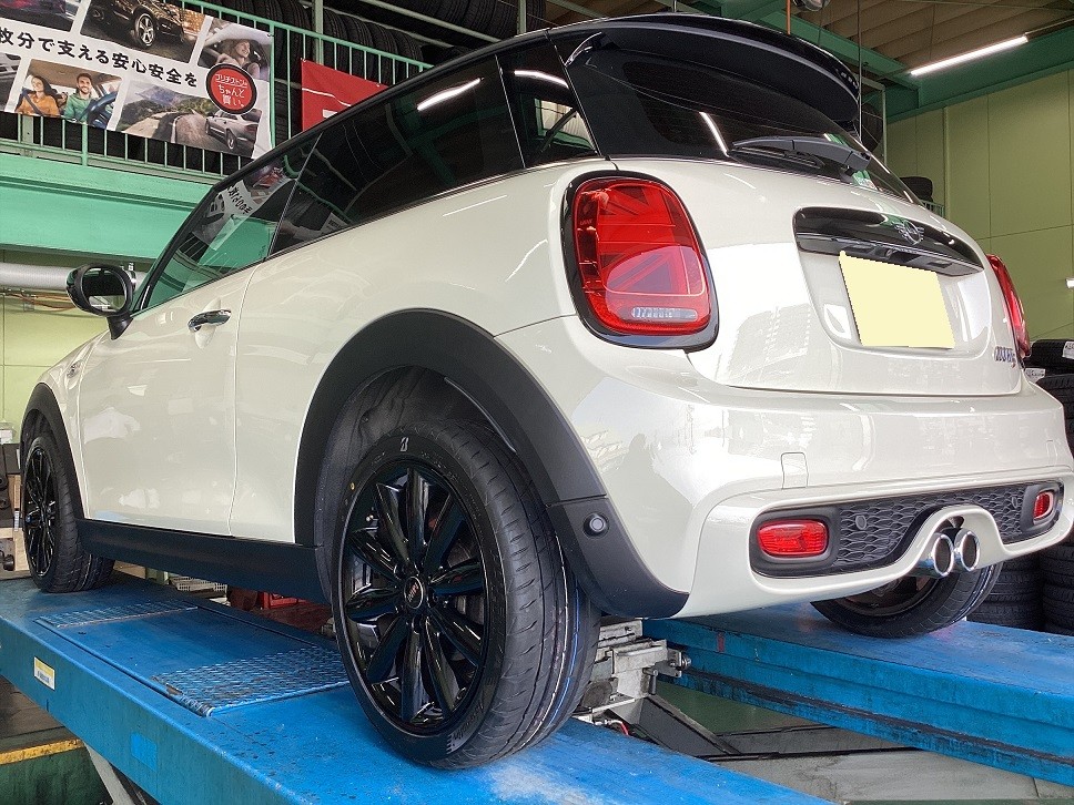 タイヤ購入　タイヤ交換　タイヤ予約