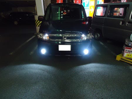 ｌｅｄカスタムショップｊｕｎａｃｋ 新商品ｌｅｄｉｓｔ レディスト 装着 スタッフ日記 タイヤ館 目白 東京都のタイヤ カー用品ショップ タイヤからはじまる トータルカーメンテナンス タイヤ館グループ